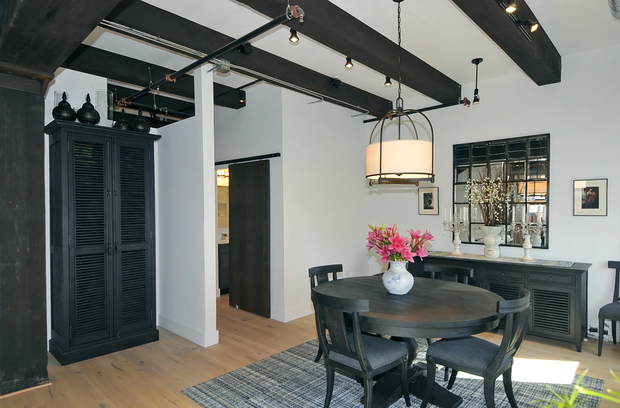 Dining Room 2.jpg