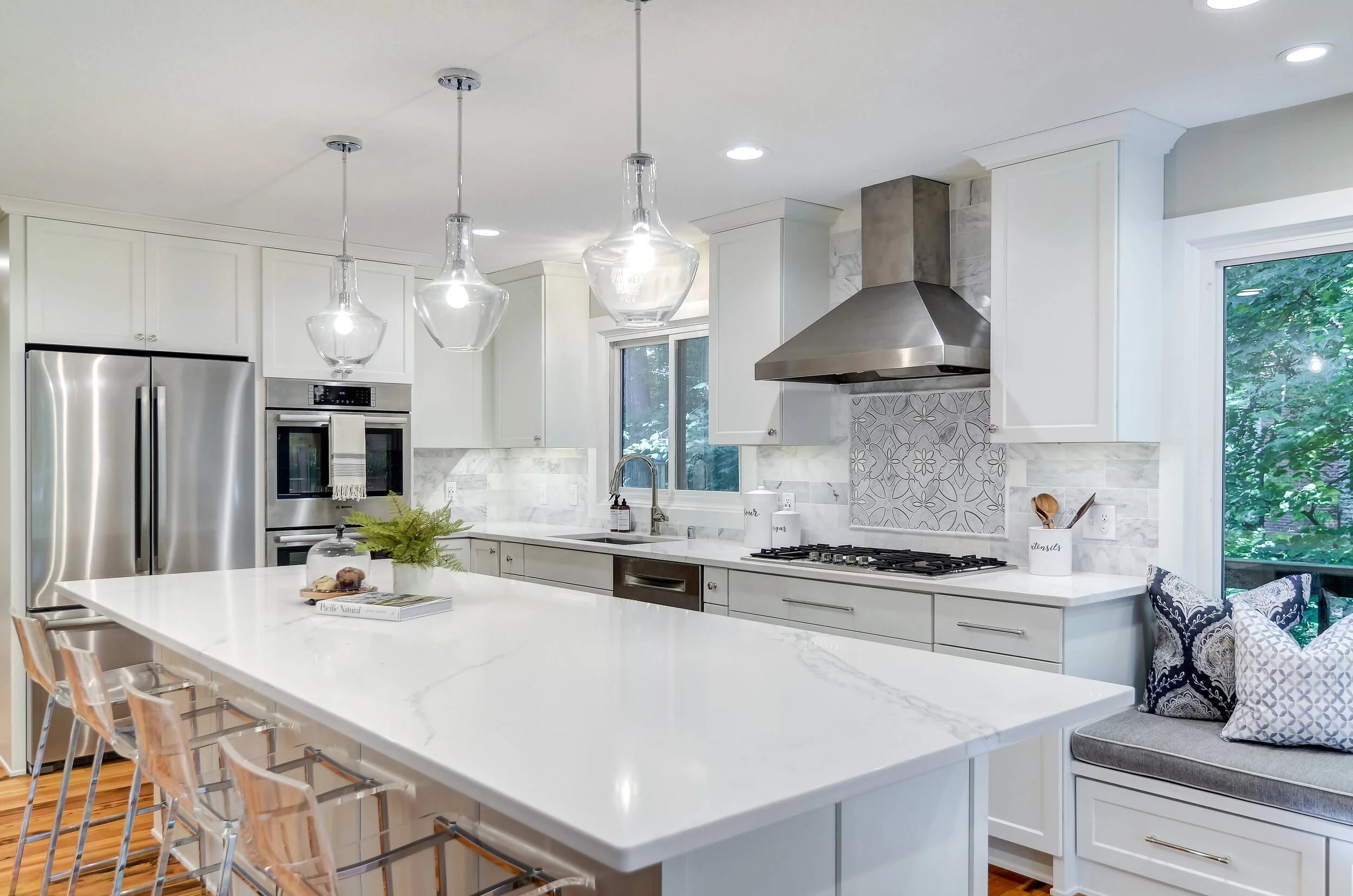 8826 Hidden Oaks Dr-6.jpg