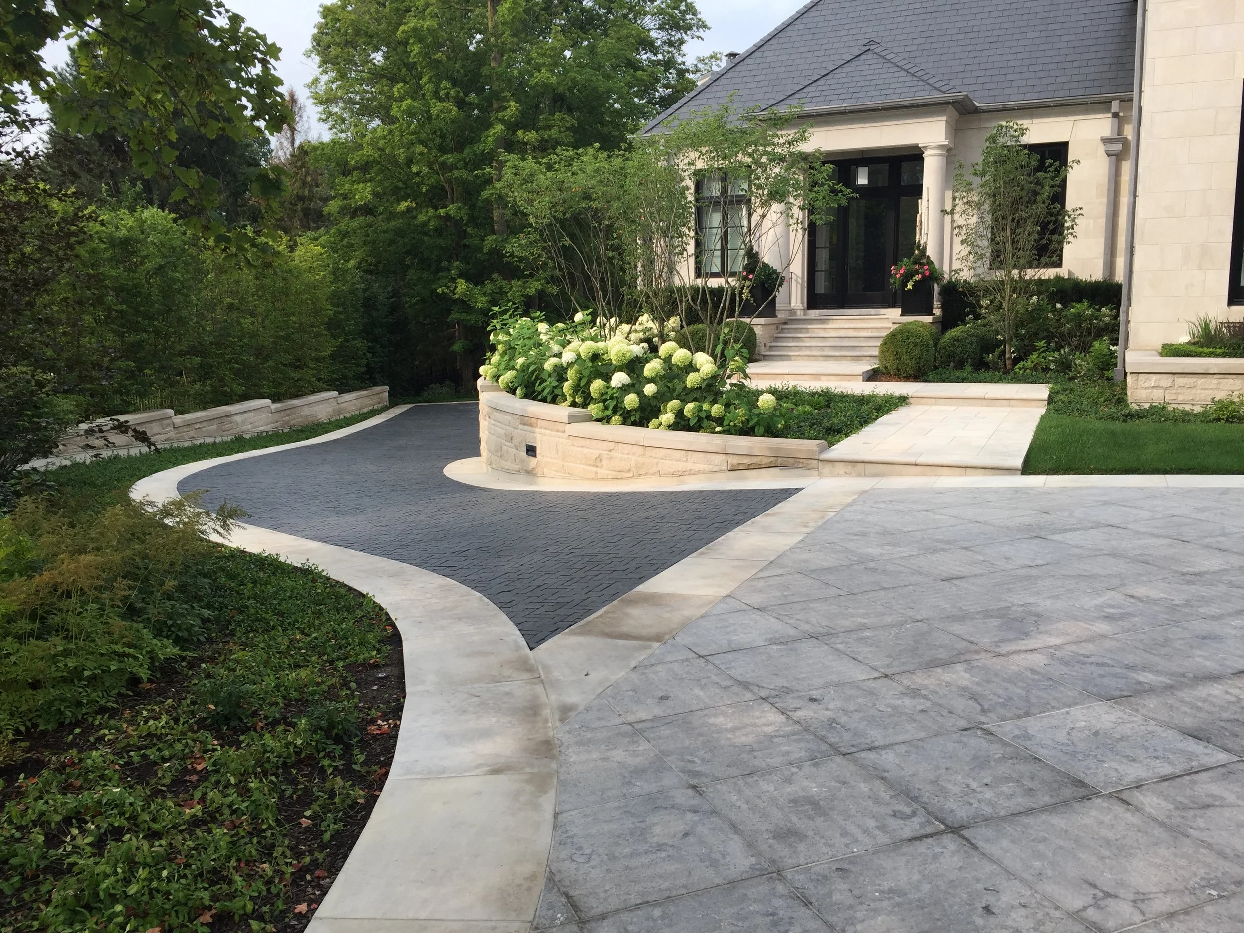 Green Way - Driveway - Unilock Interlock, Underground Parking Driveway, Hydrangea.JPG