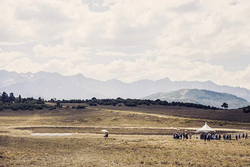 02ArapahoeBasinRockyMountainWeddingPhotography.jpg