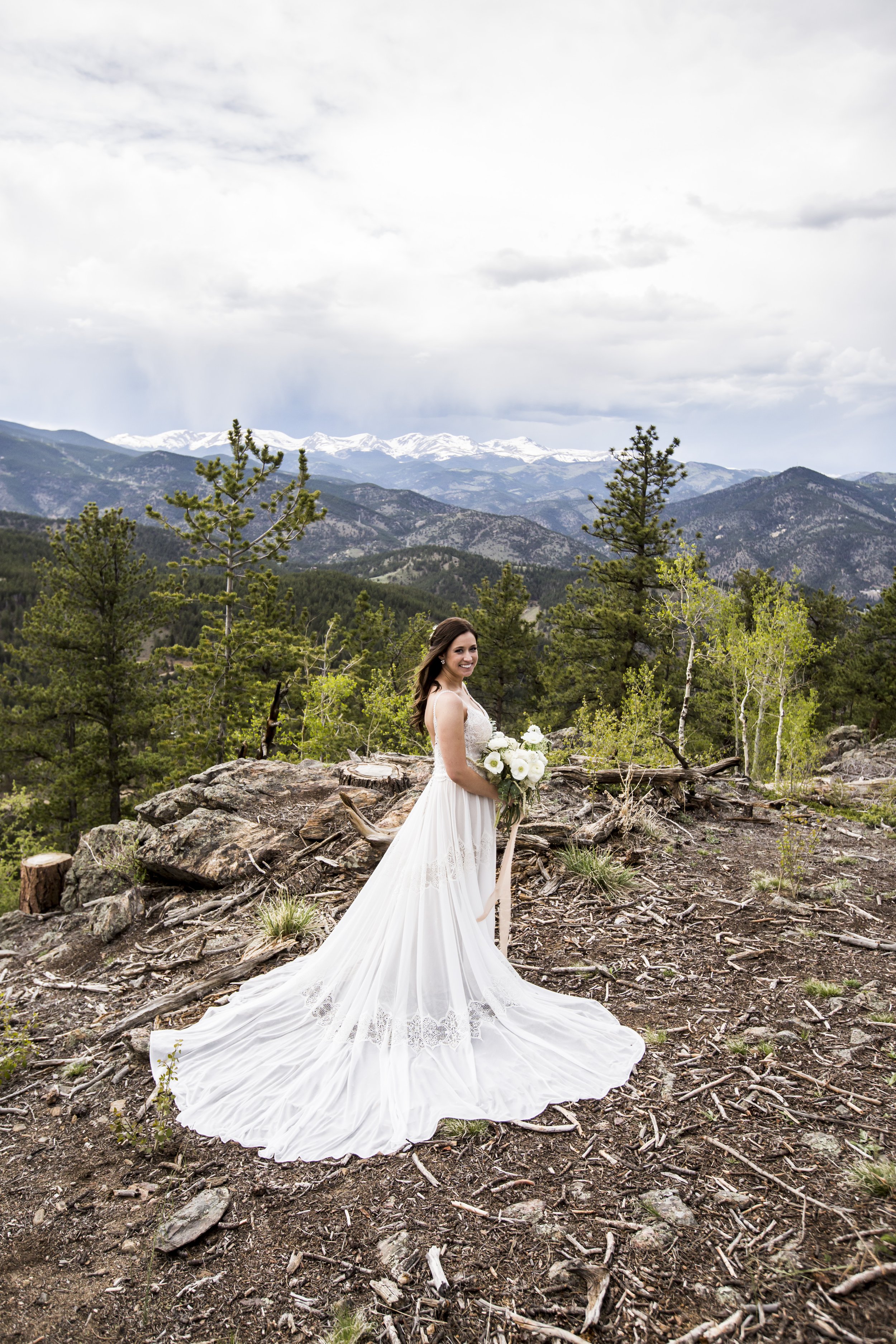 ColoradoWeddingPhotographerNorthStarGatherings011.jpg