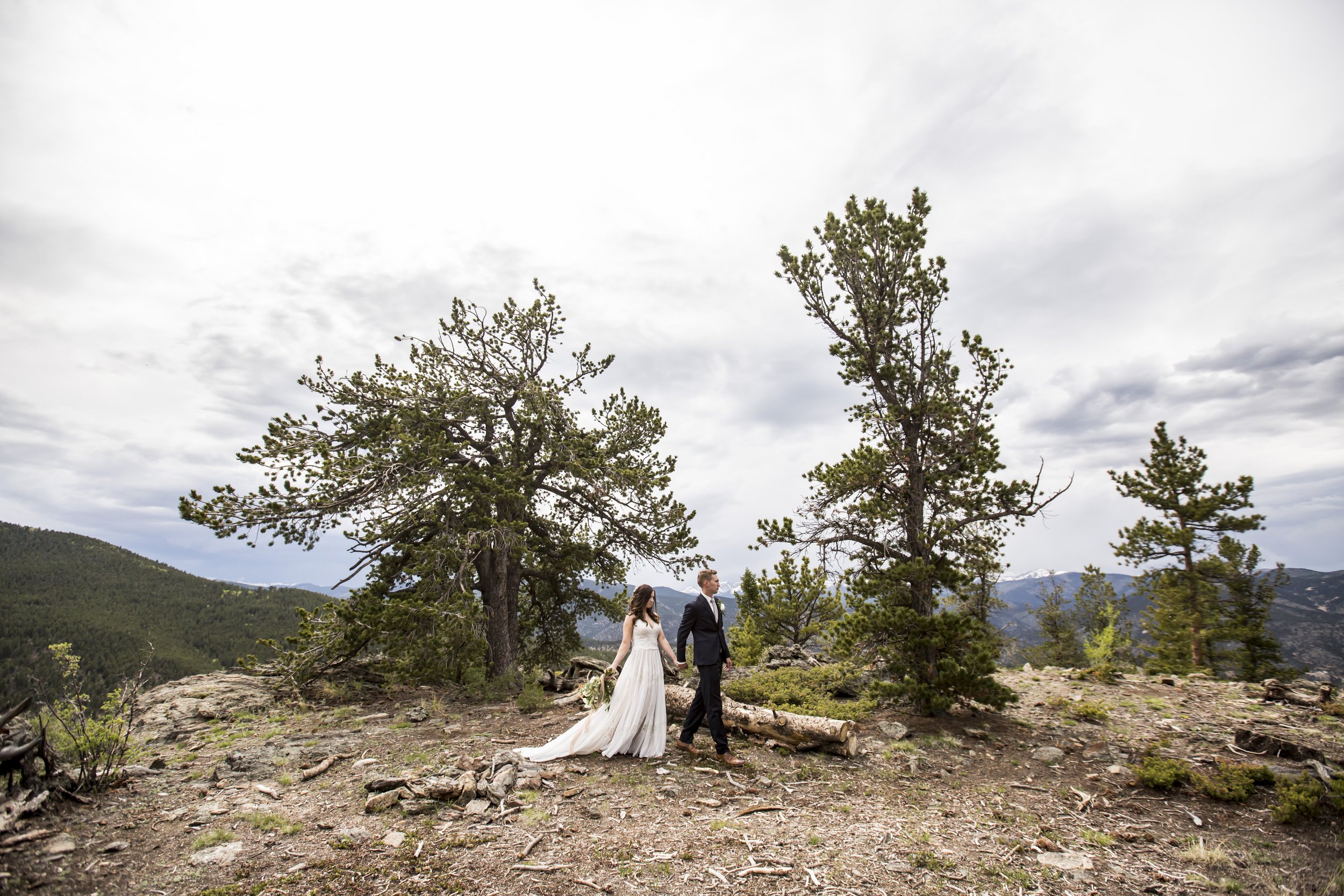 ColoradoWeddingPhotographerNorthStarGatherings050.jpg