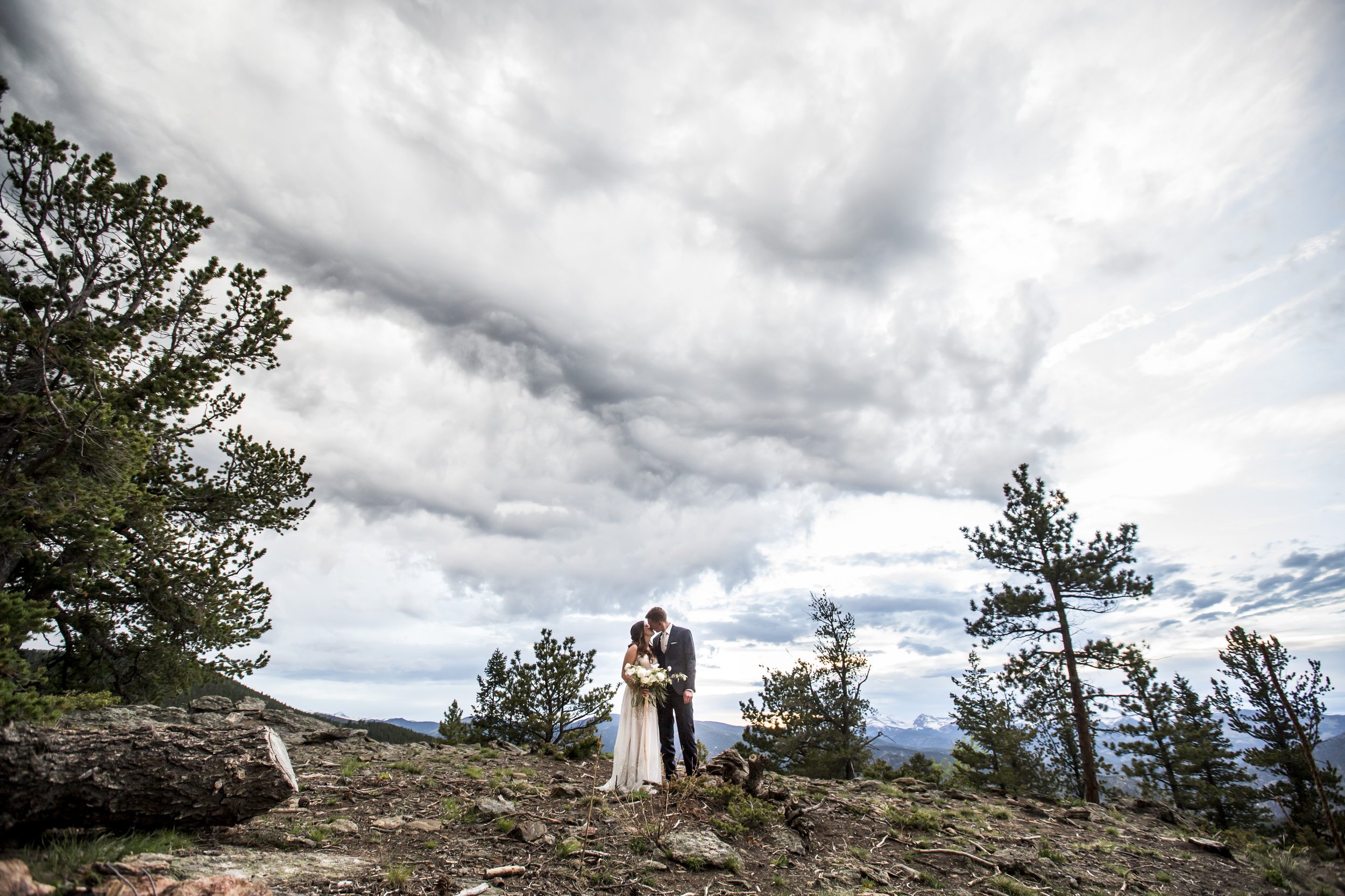 ColoradoWeddingPhotographerNorthStarGatherings063.jpg