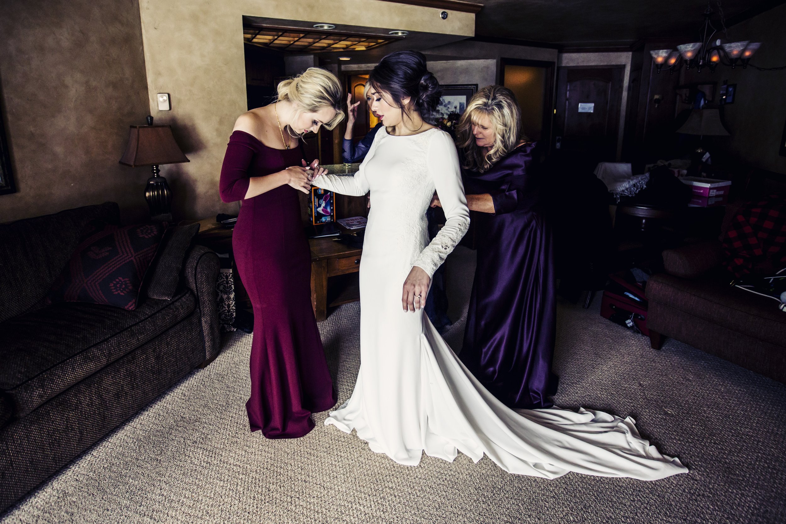 011MarianneBrownColoradoSapphirePointWeddingPhotography.jpg