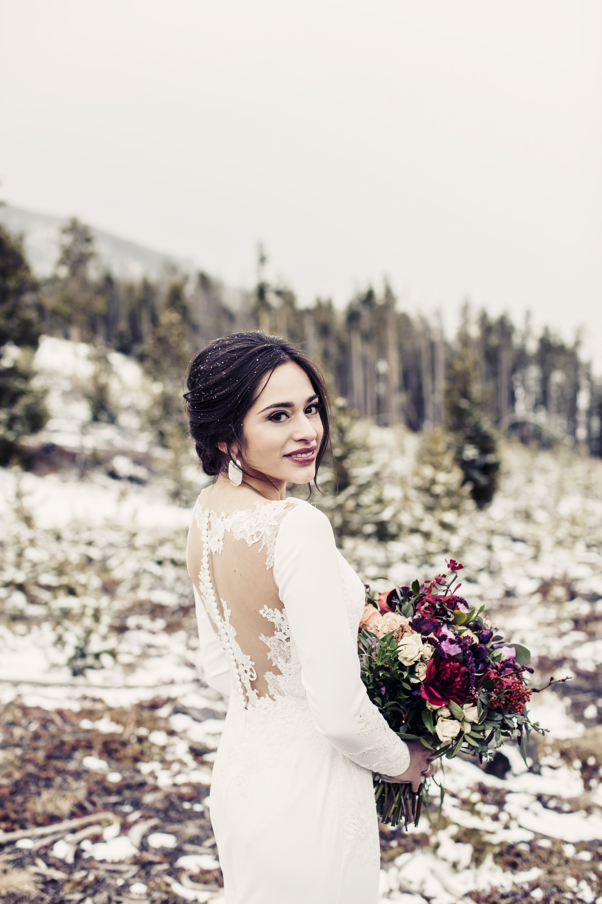 021MarianneBrownColoradoSapphirePointWeddingPhotography.jpg