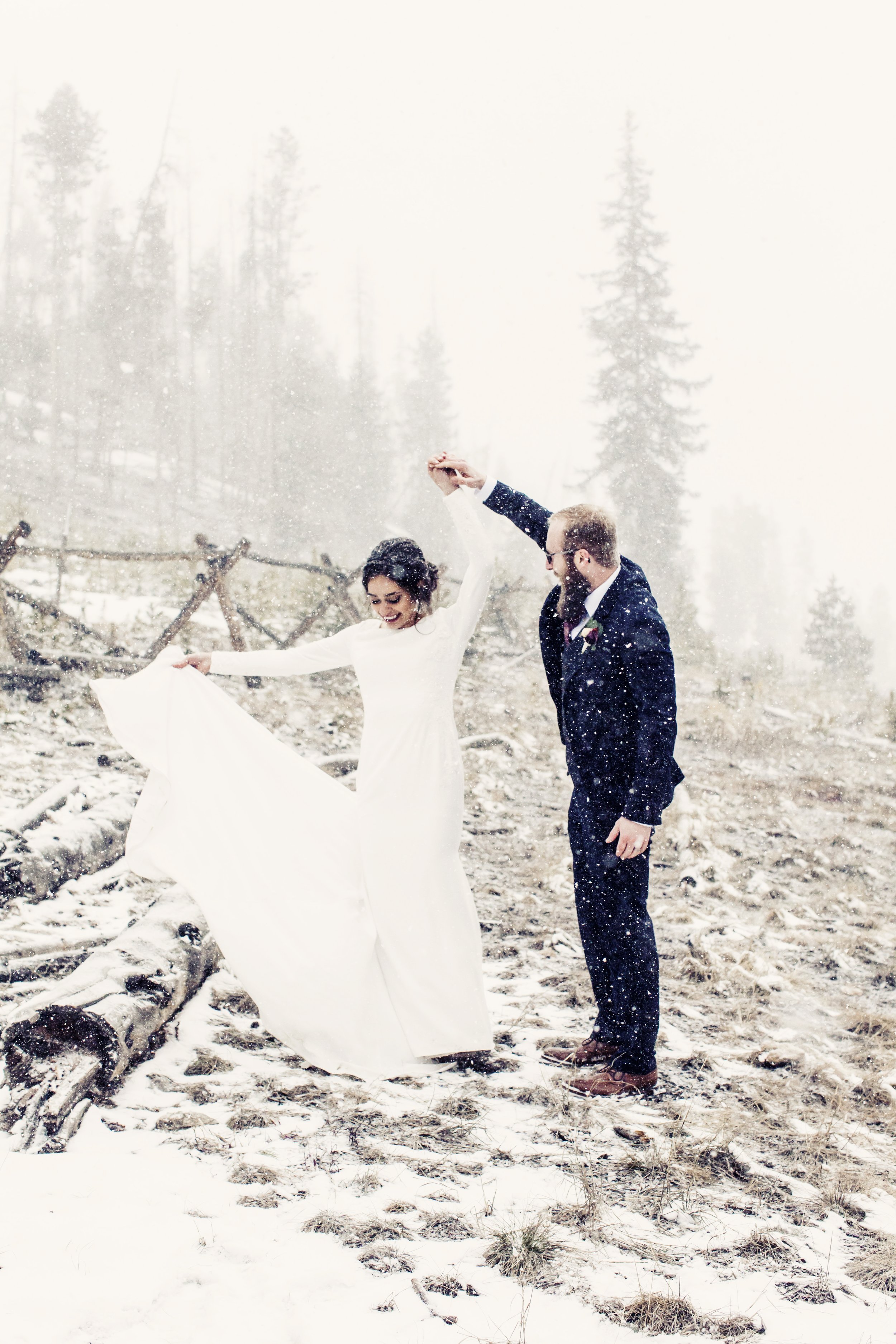 101MarianneBrownColoradoSapphirePointWeddingPhotography.jpg