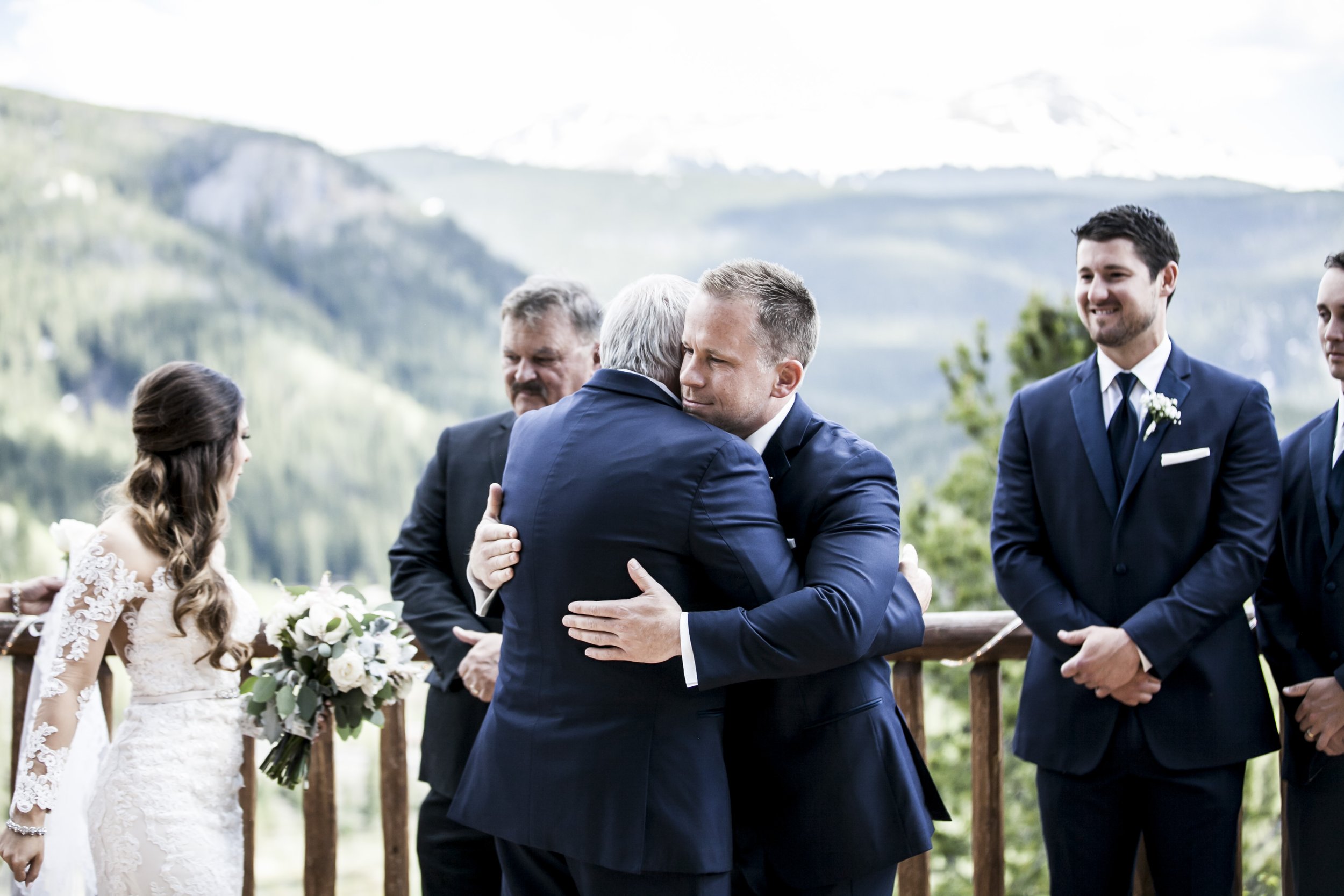 048MarianneBrownLodgeatBreckenridgeWeddingPhotography.jpg