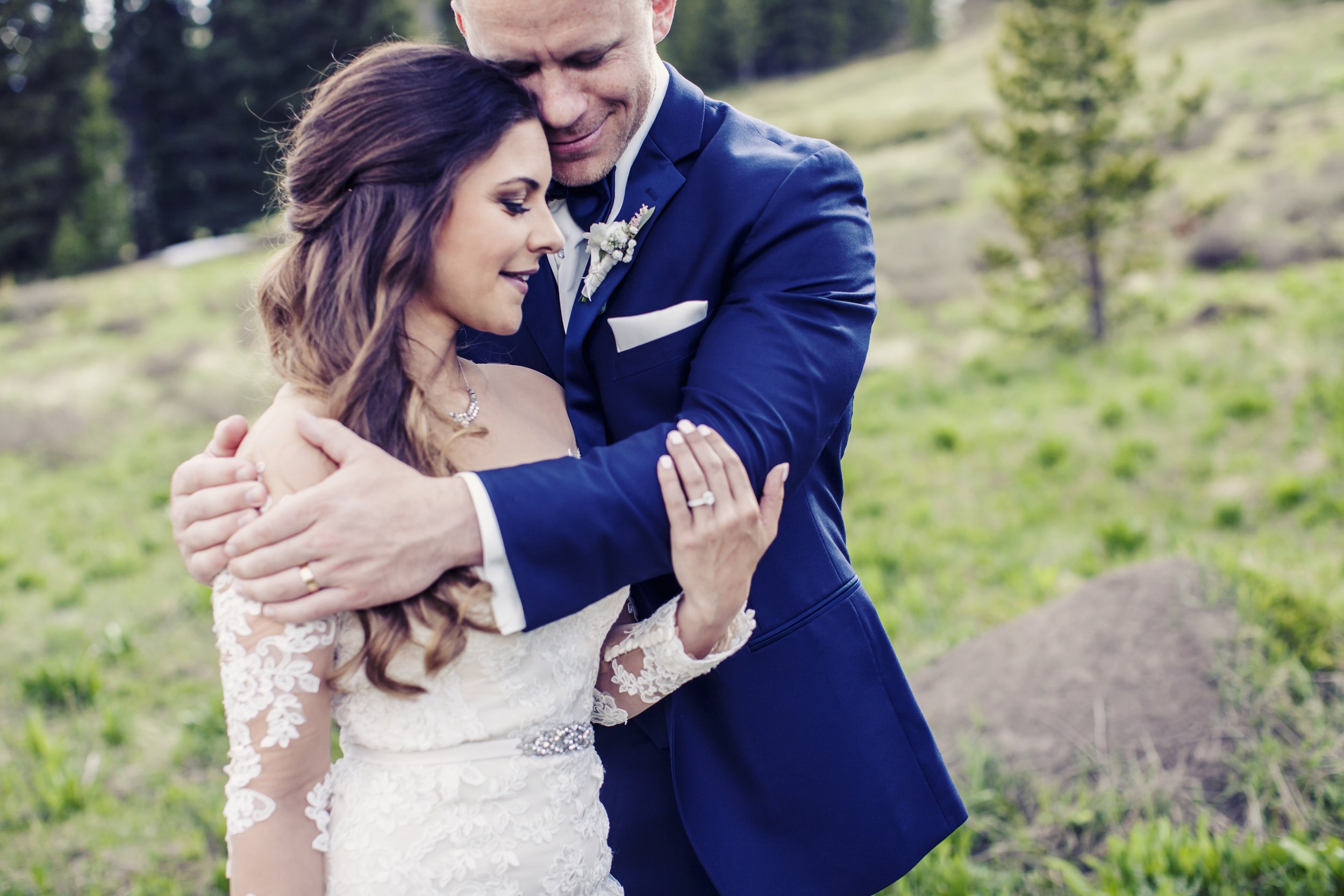 098MarianneBrownLodgeatBreckenridgeWeddingPhotography.jpg