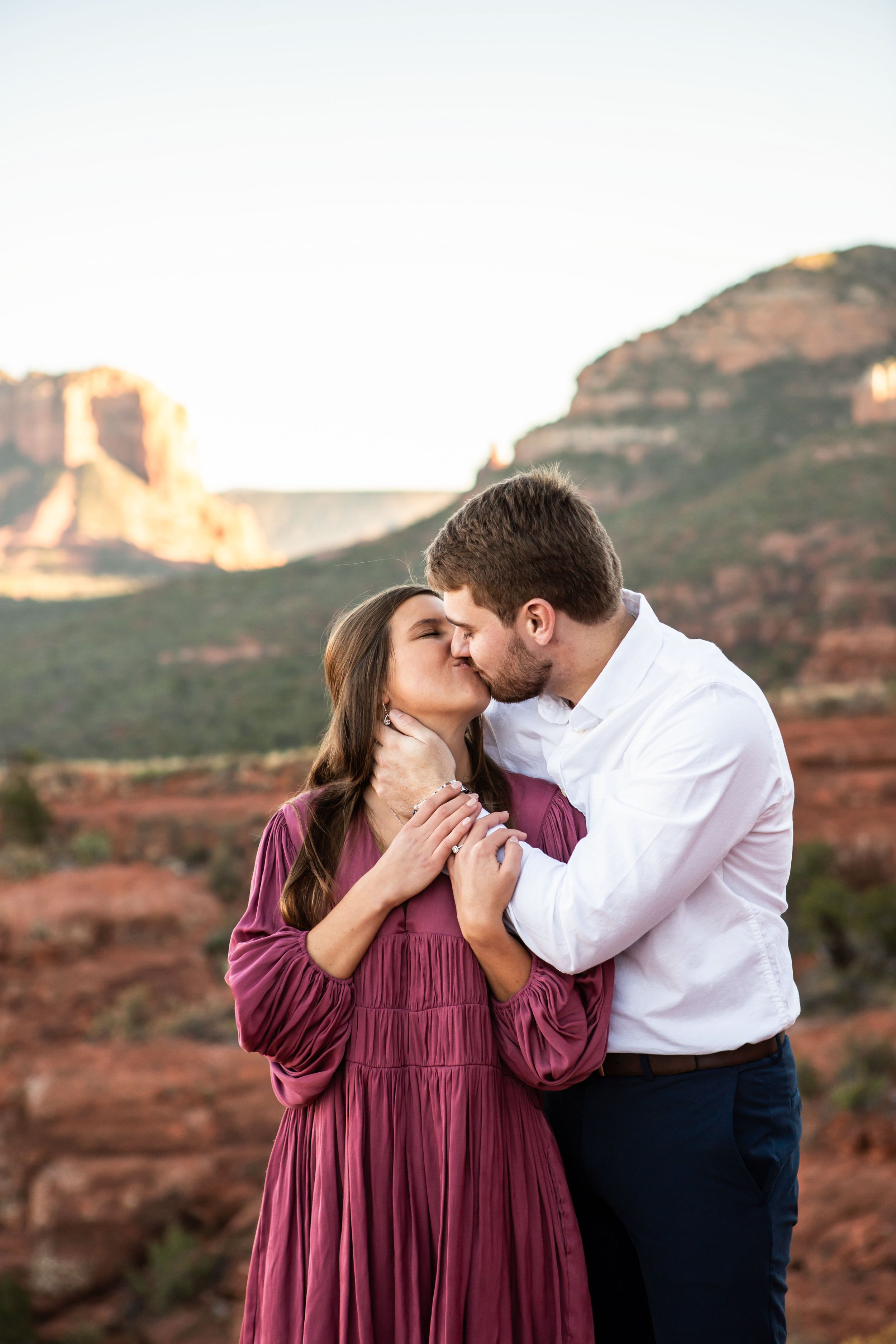 CathedralRockWeddingEngagmentPhotographySedona021_1.jpg