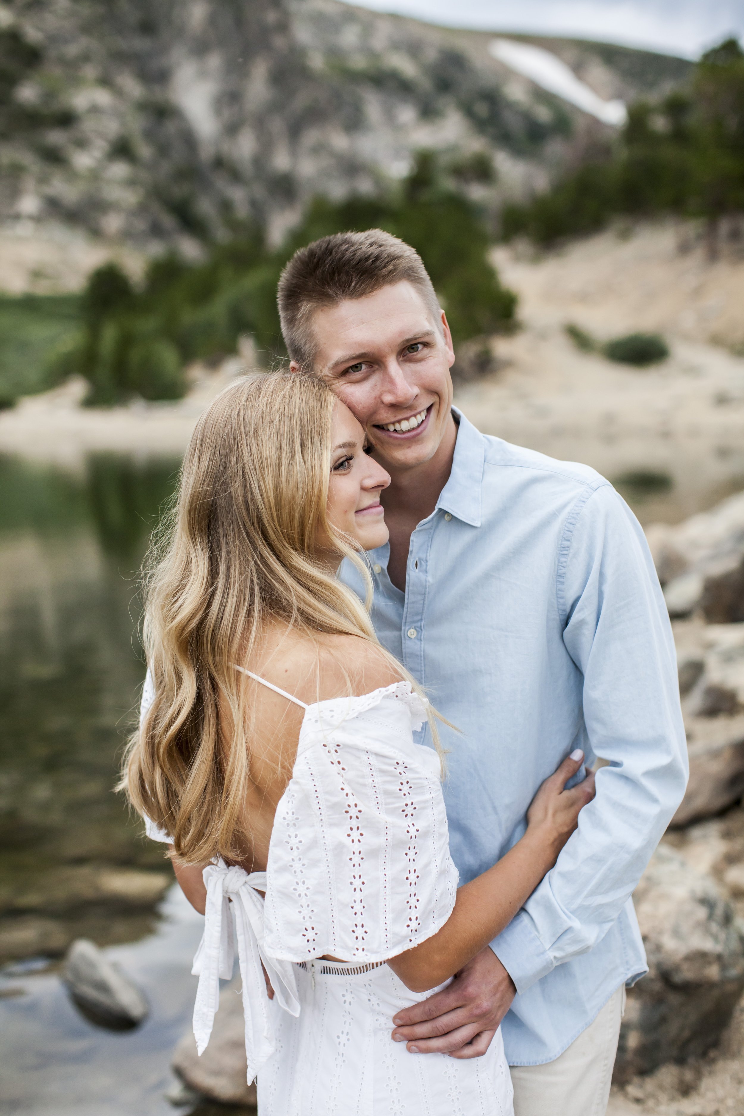 ColoradoWeddingPhotographerEngamentStMarysGlacier011.jpg