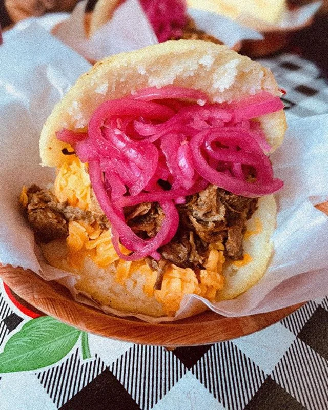 So there&rsquo;s this spot in the village with some BOMB Arepas 🤤 honestly if you&rsquo;ve never had you should try it. I ain&rsquo;t got to lie Craig! 😂 lol .
.
.

#foodphotography