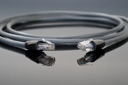 TRANSPARENT HIGH PERFORMANCE ETHERNET DONG THANH HOA PHUC