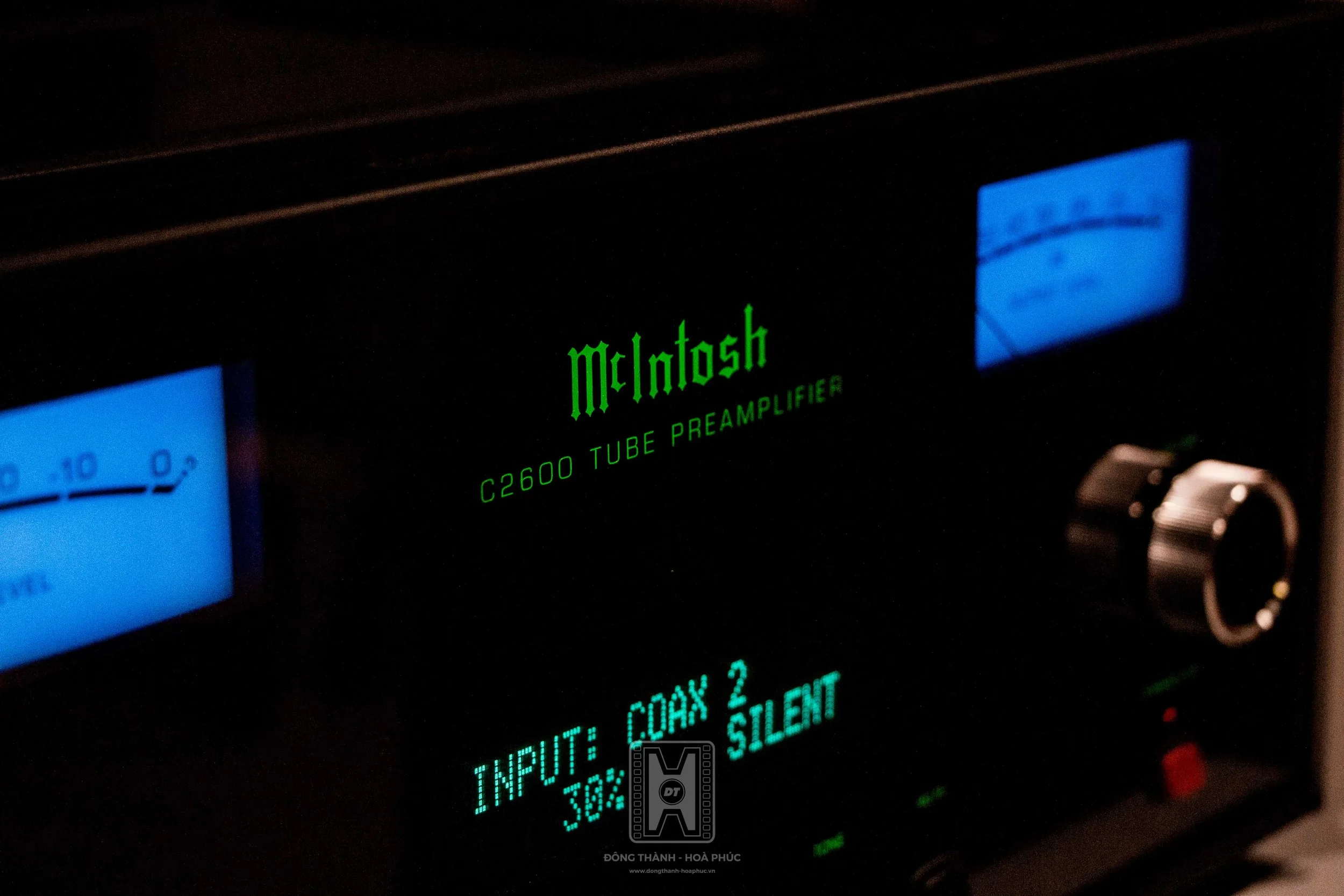 Mcintosh C2600 Dong Thanh - Hoa Phuc