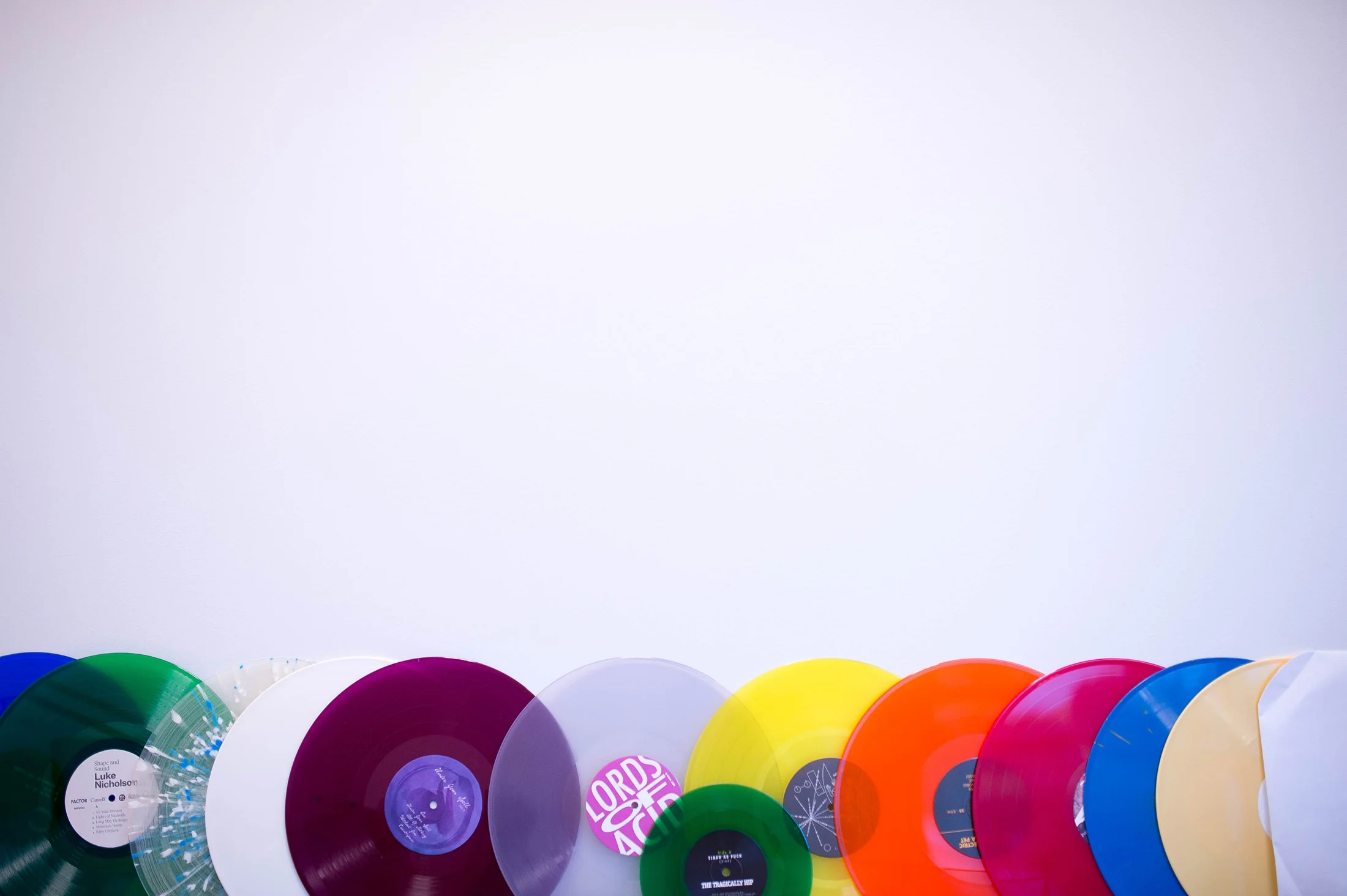 Rất Nhiều Đĩa Than Được Tập Kết Vào Phòng Kiểm Định Audio Tại Precision Record Pressing. Photographer: James MacDonald/Bloomberg
