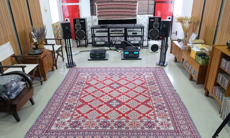 Dong Thanh - Hoa Phuc, McIntosh, SonusFaber, Olympica