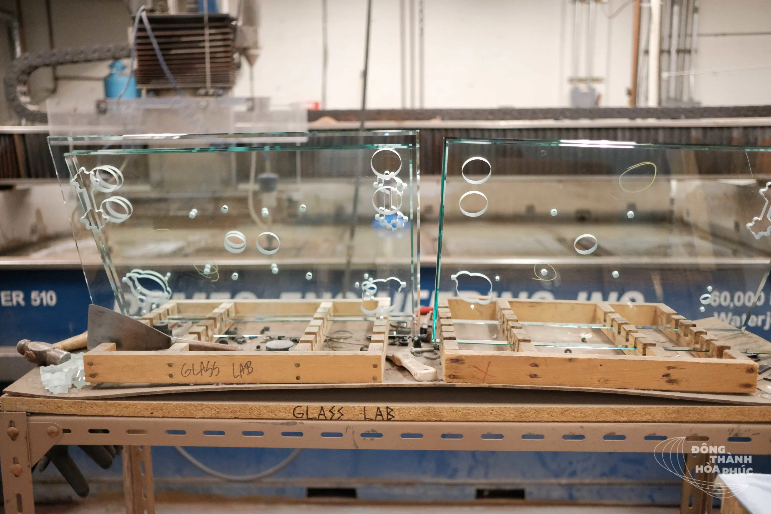 Mặt kính MTI100 vừa được hoàn thiện