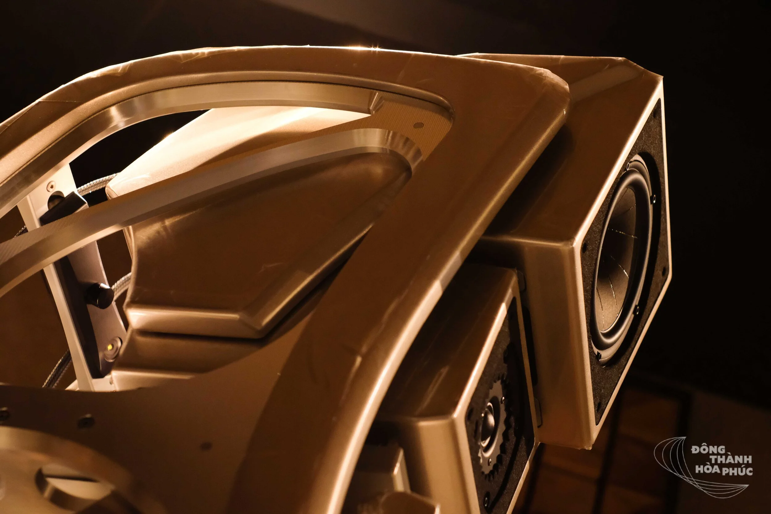 WilsonAudio_Chronosonic_XVX_Đông_Thành_Hòa_Phúc (1 of 1)-2.jpg