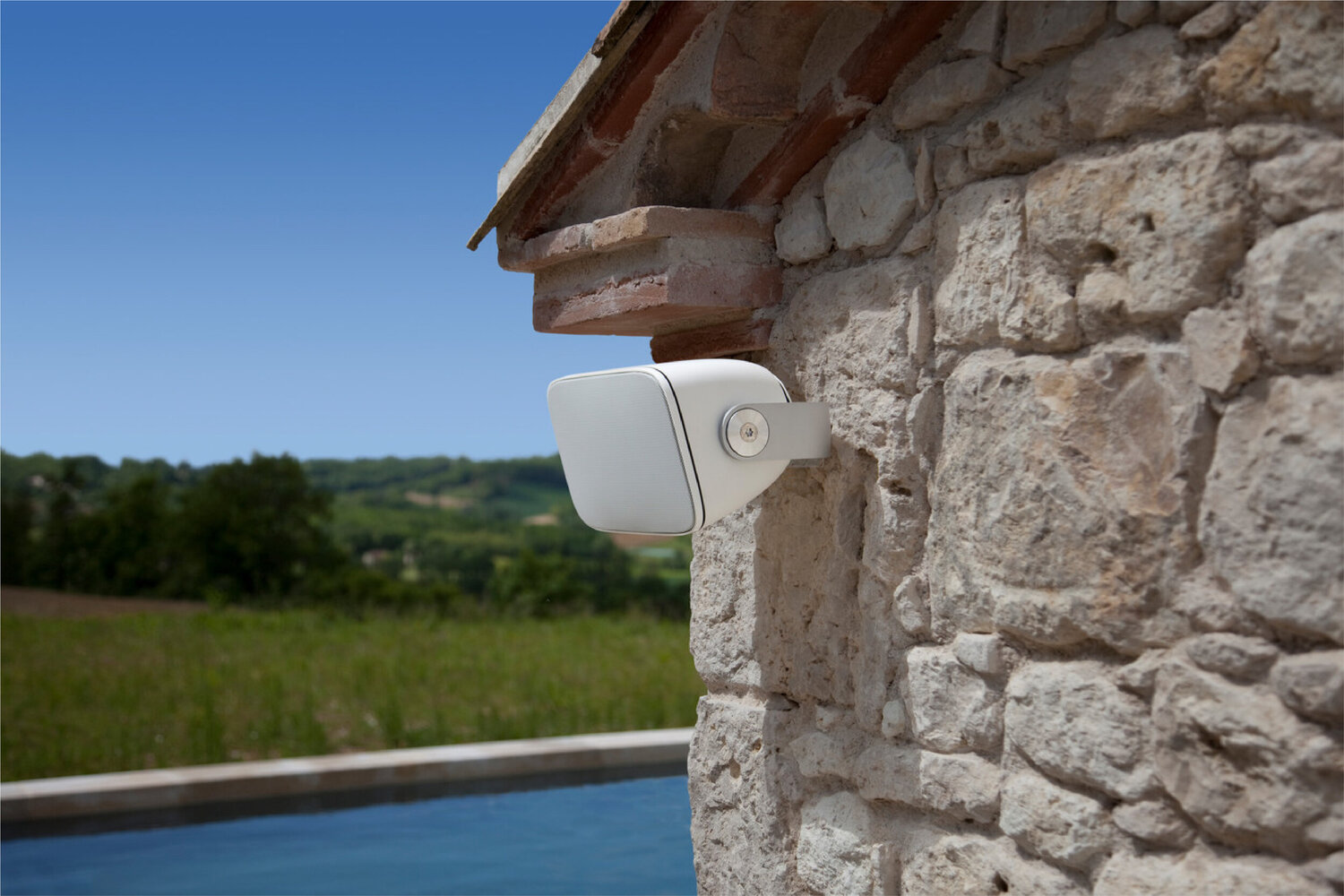 Bowers+&+Wilkins+In-Celling+Outdoor+Speakers+Đông+Thành+-+Hoà+Phúc.jpeg