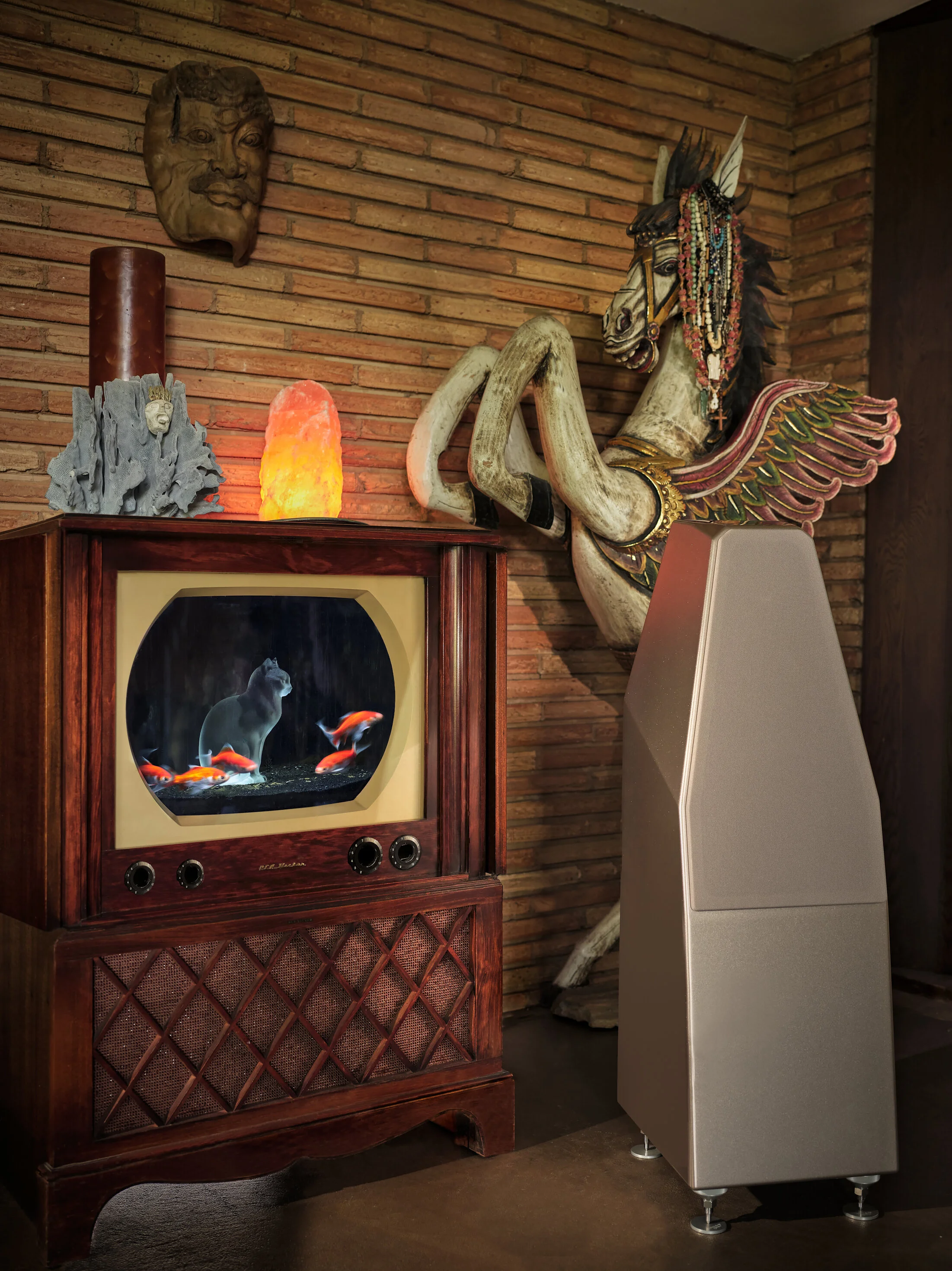 SabrinaX Location Fishtank —Final.jpg