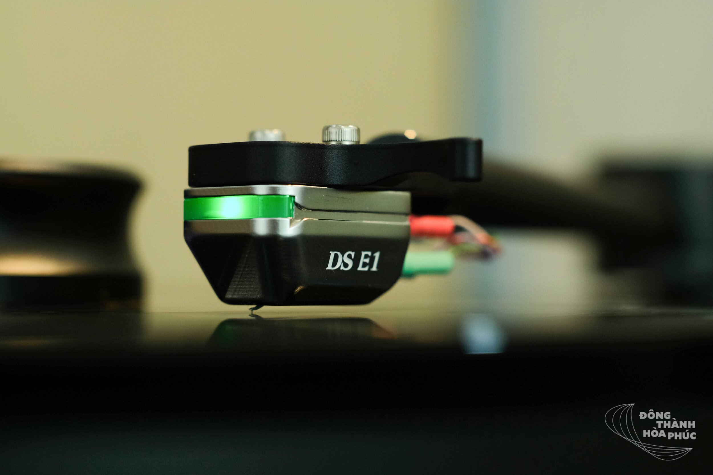 Mẫu kim quang học DS E1 của thương hiệu DS Audio