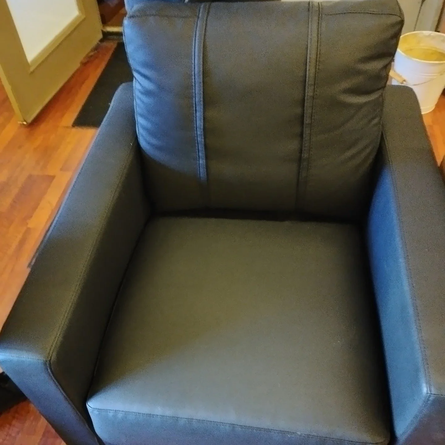 New chairs. New @cohibacigars Weller. Your weekend is calling!

#Lemoyne #TobaccoCompany #BotL #SotL #BotLPAChapter #SotLPAChapter