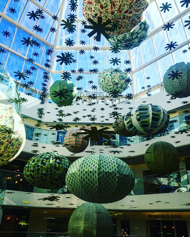 So pretty @designcentrech @focus
#interiordesign #designweek2019  #inspiration  #londonlife  #interiordecoration