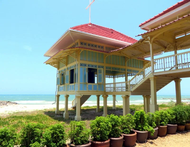 Maruekhathaiyawan Palace