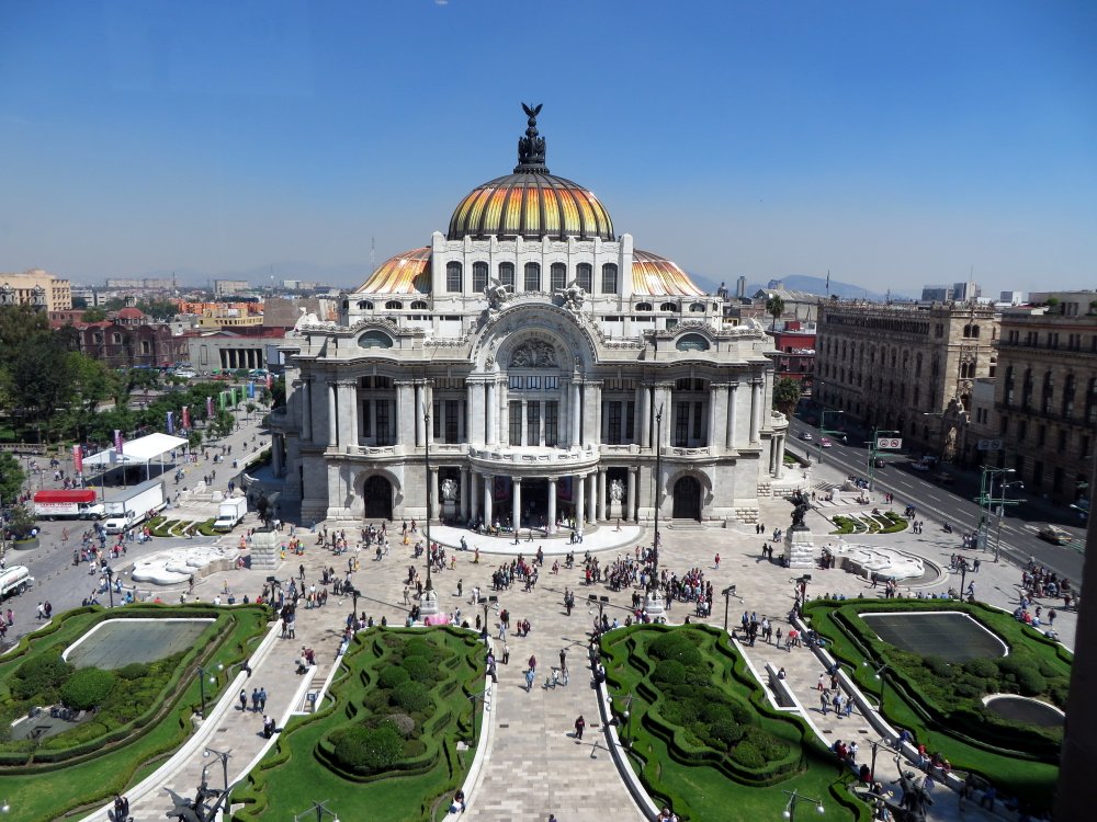The Incredible Palacio de Bellas Artes