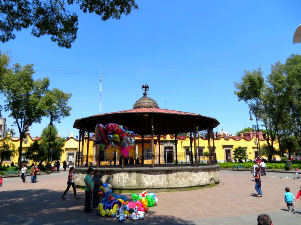Plaza in Coayacan
