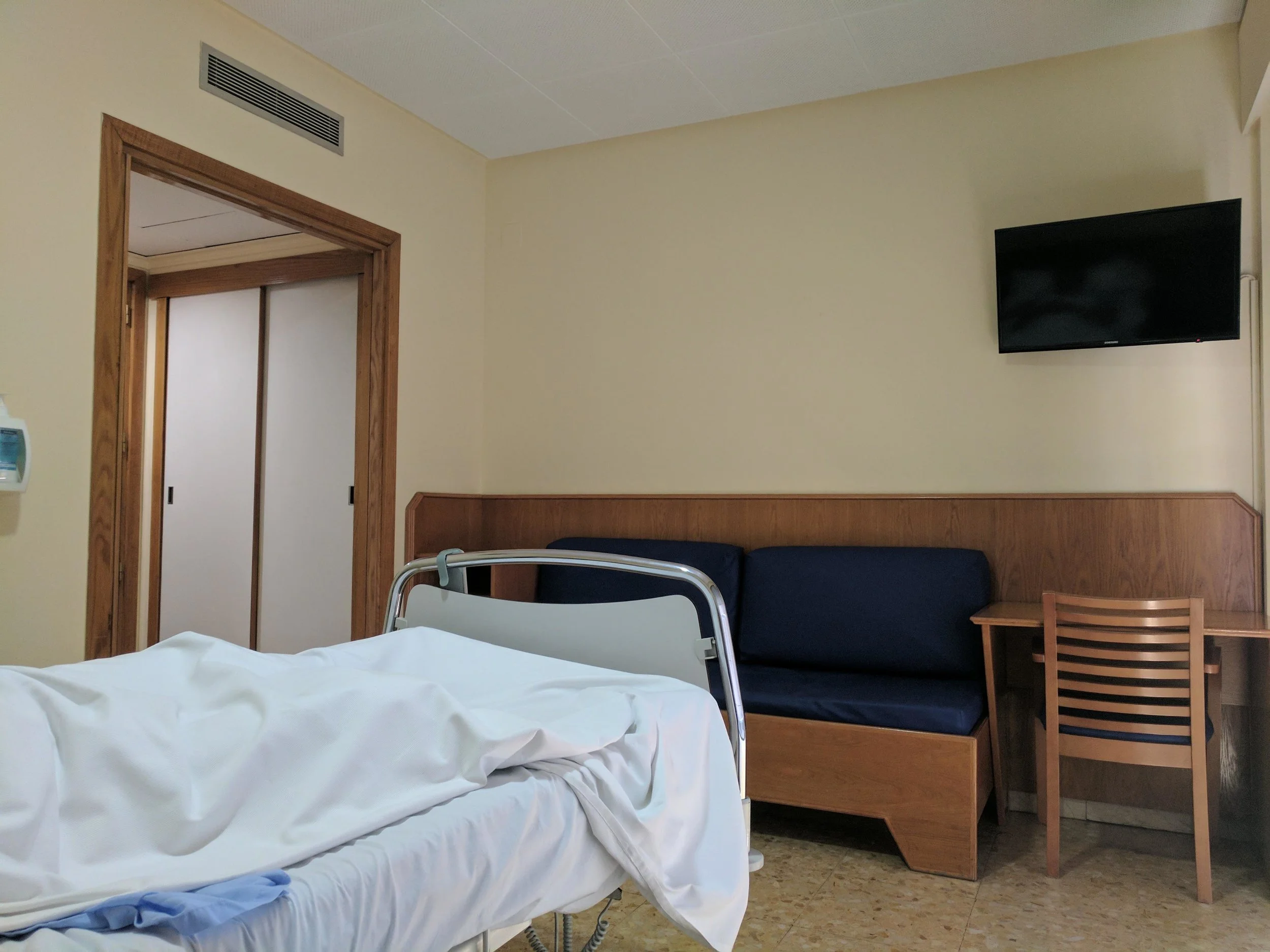 Our overnight room. That's my bed over there but I opted for the recliner instead.
