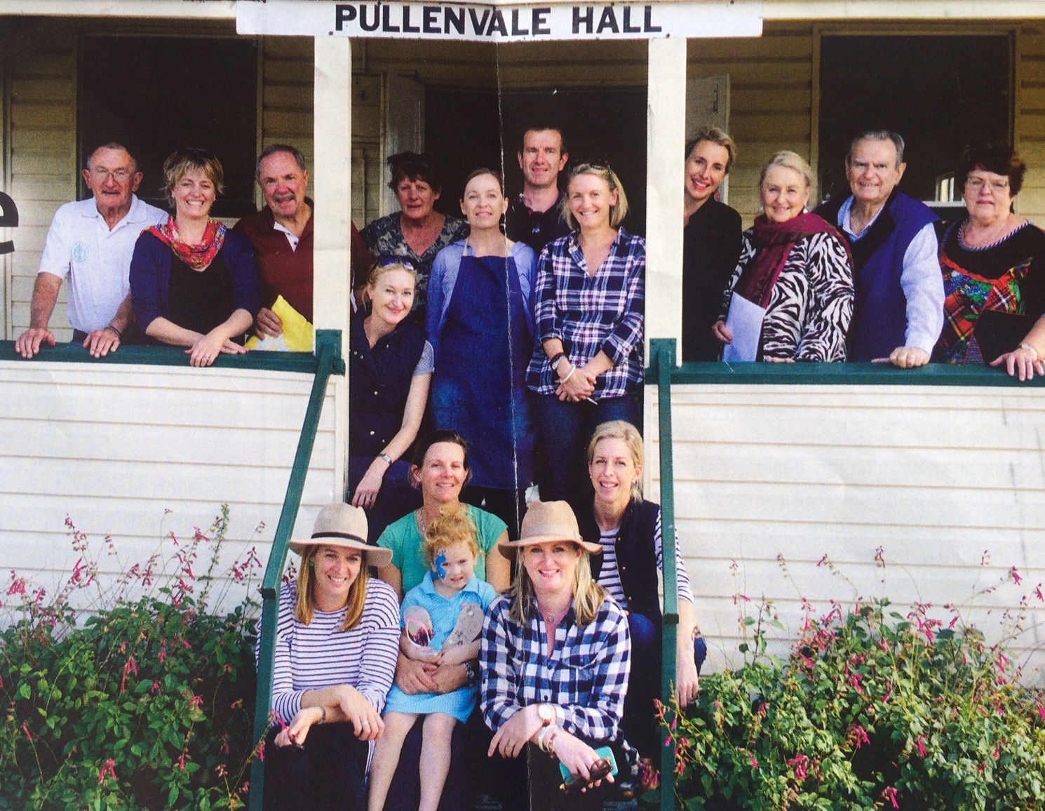 Committee and Past Committee of the Pullenvale Hall at the 2016 Back to Pullenvale Day