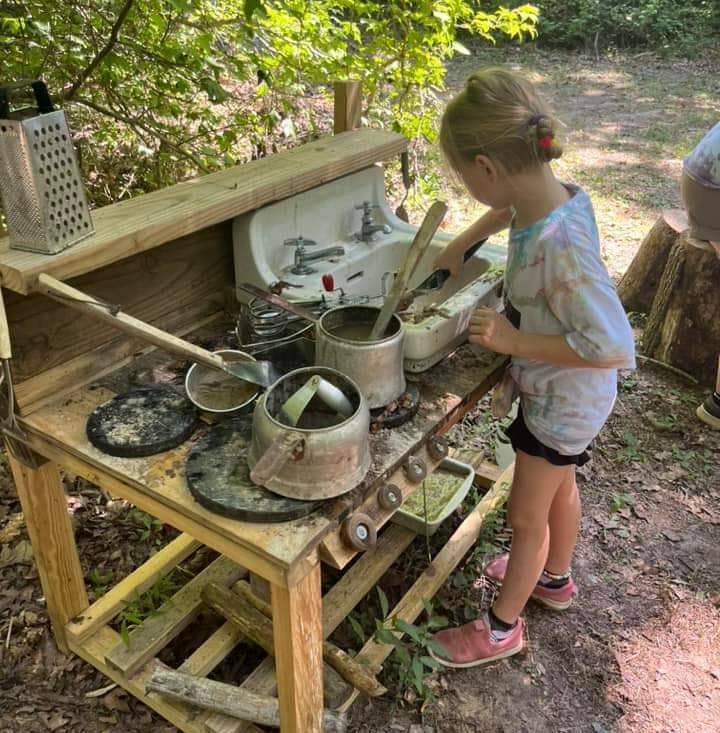 Mud Kitchen.