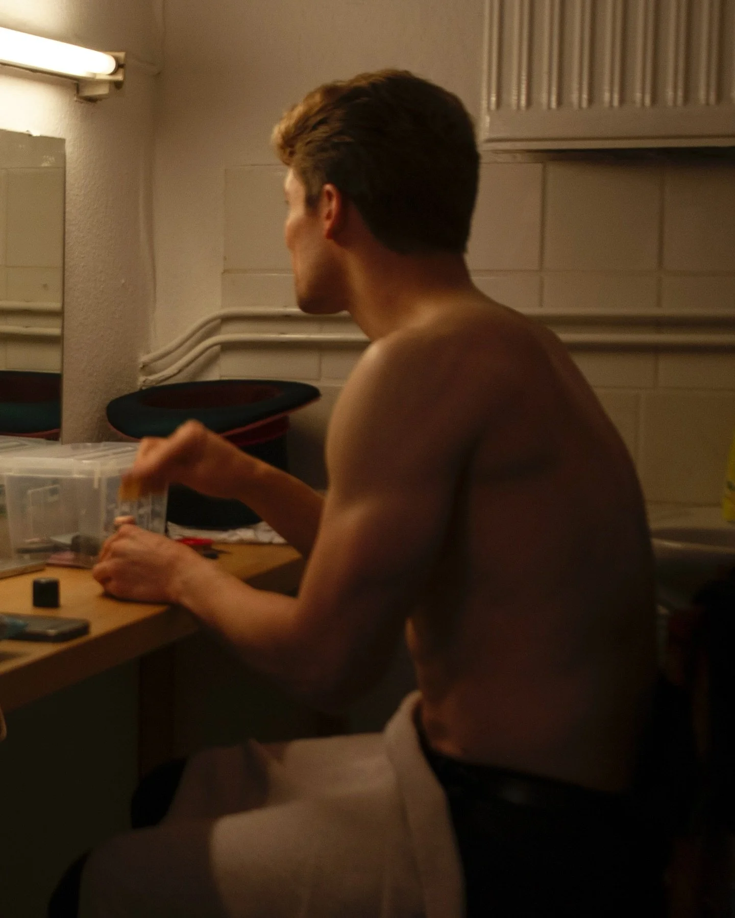 Restrospektive &bdquo;Der kleine Mozart&ldquo;
📷 @kj_kaialuna 
#actorslife #bts #backstage #theatre #actor