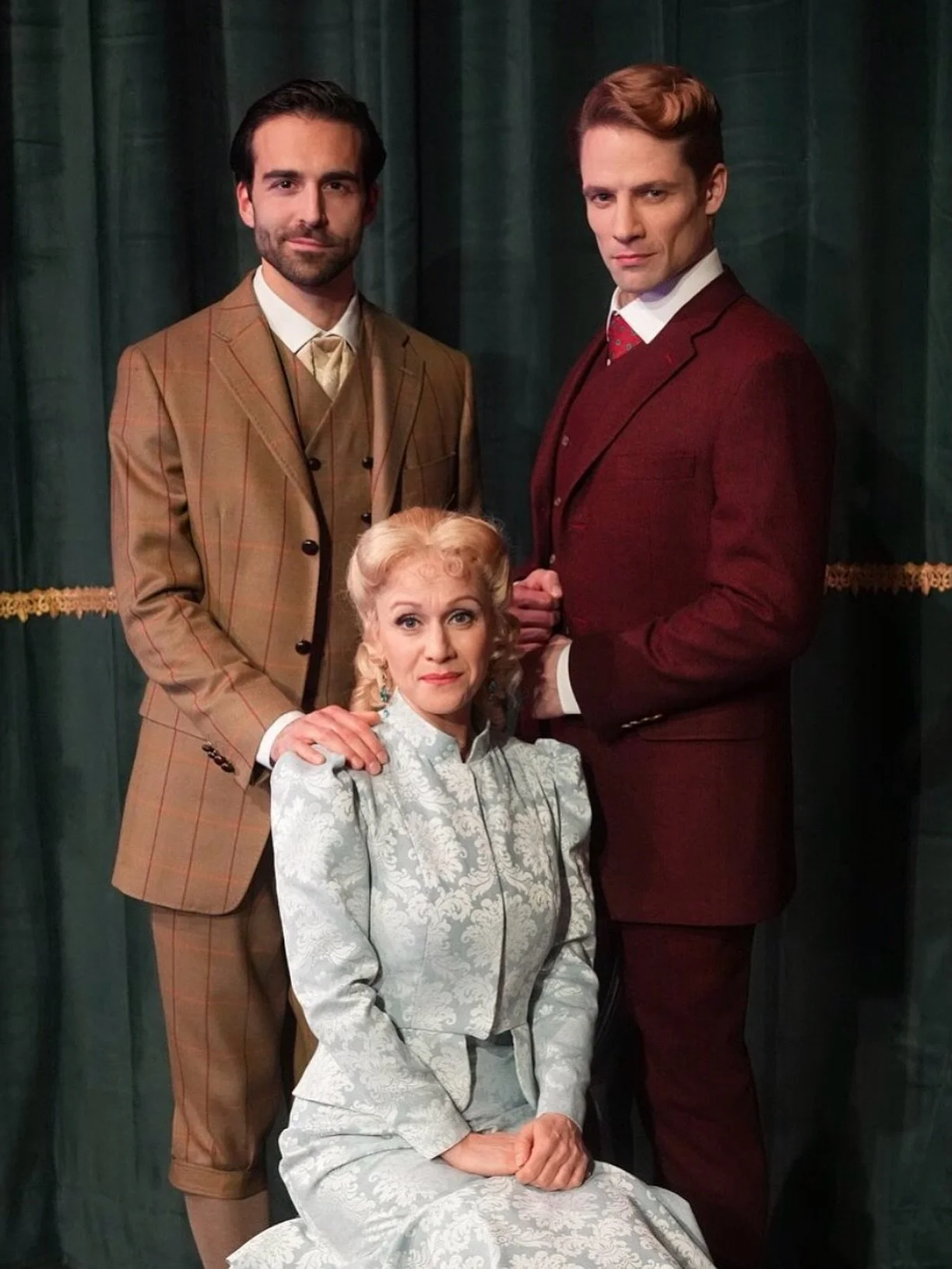 &bdquo;Der Hund von Baskerville&ldquo;
@imperialtheater 
Foto: @theaterfoto 
#imperialtheater #theatre #actor #acting #theater