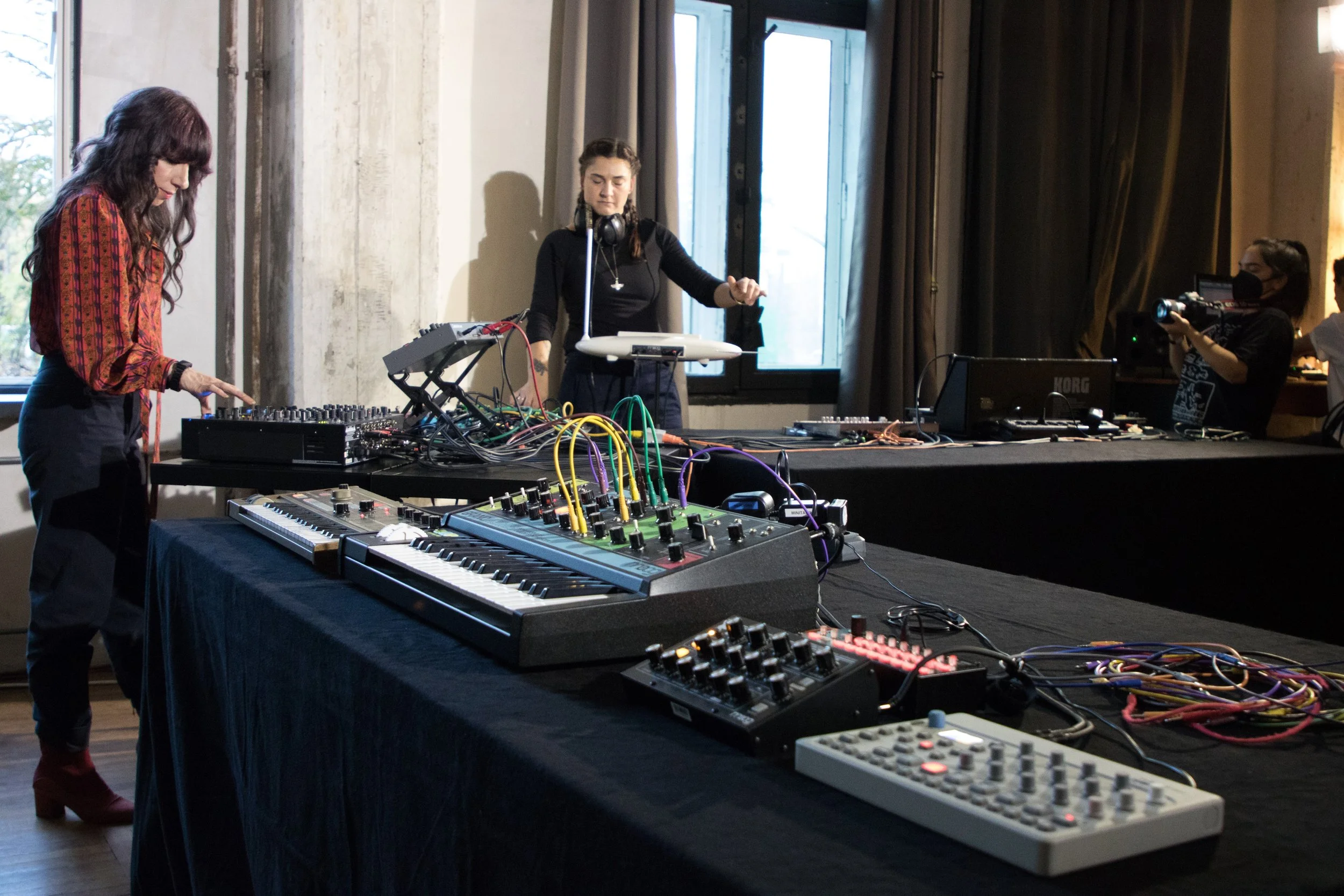 Copy of IMG_7442web.jpg