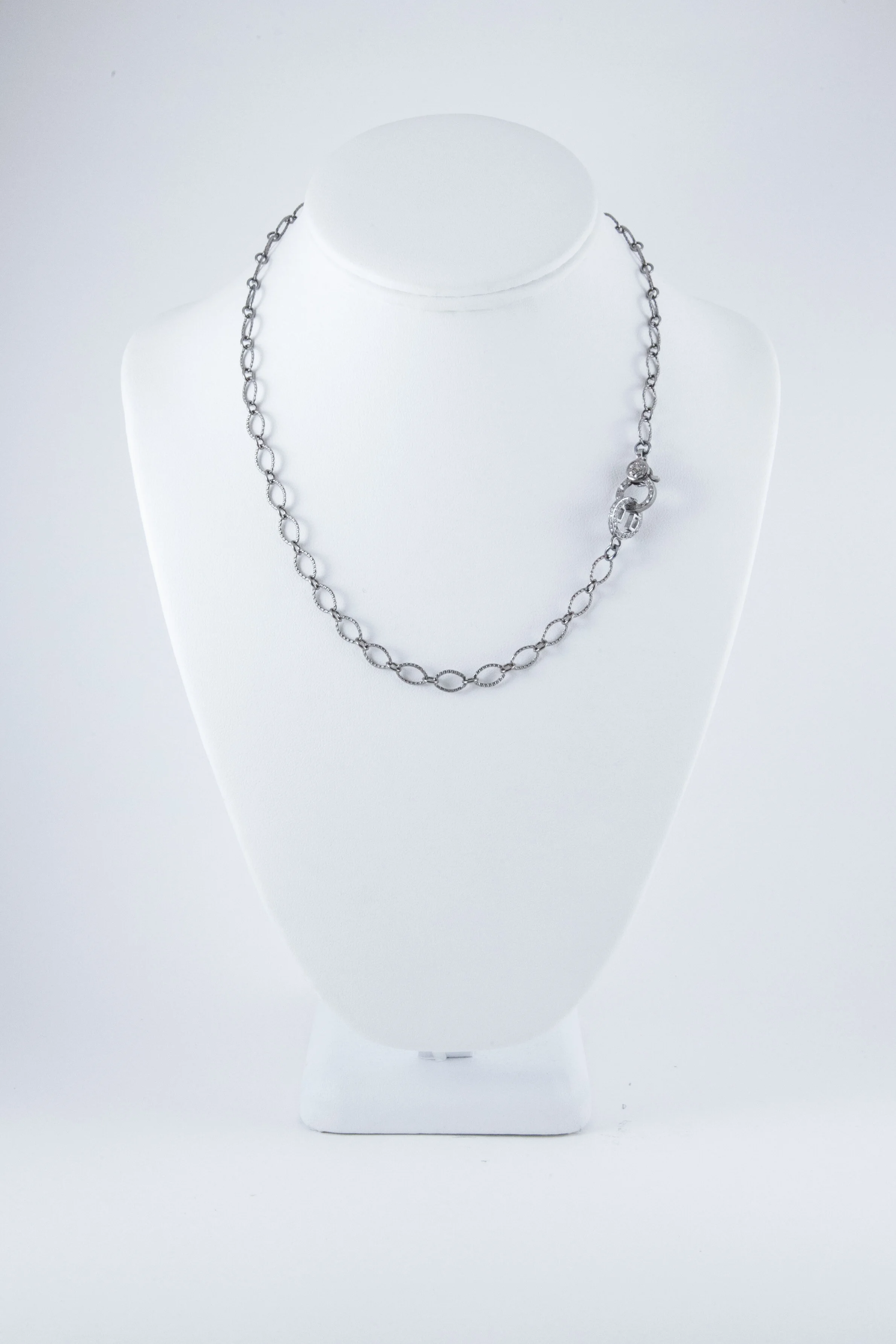 Ashley necklace in silver