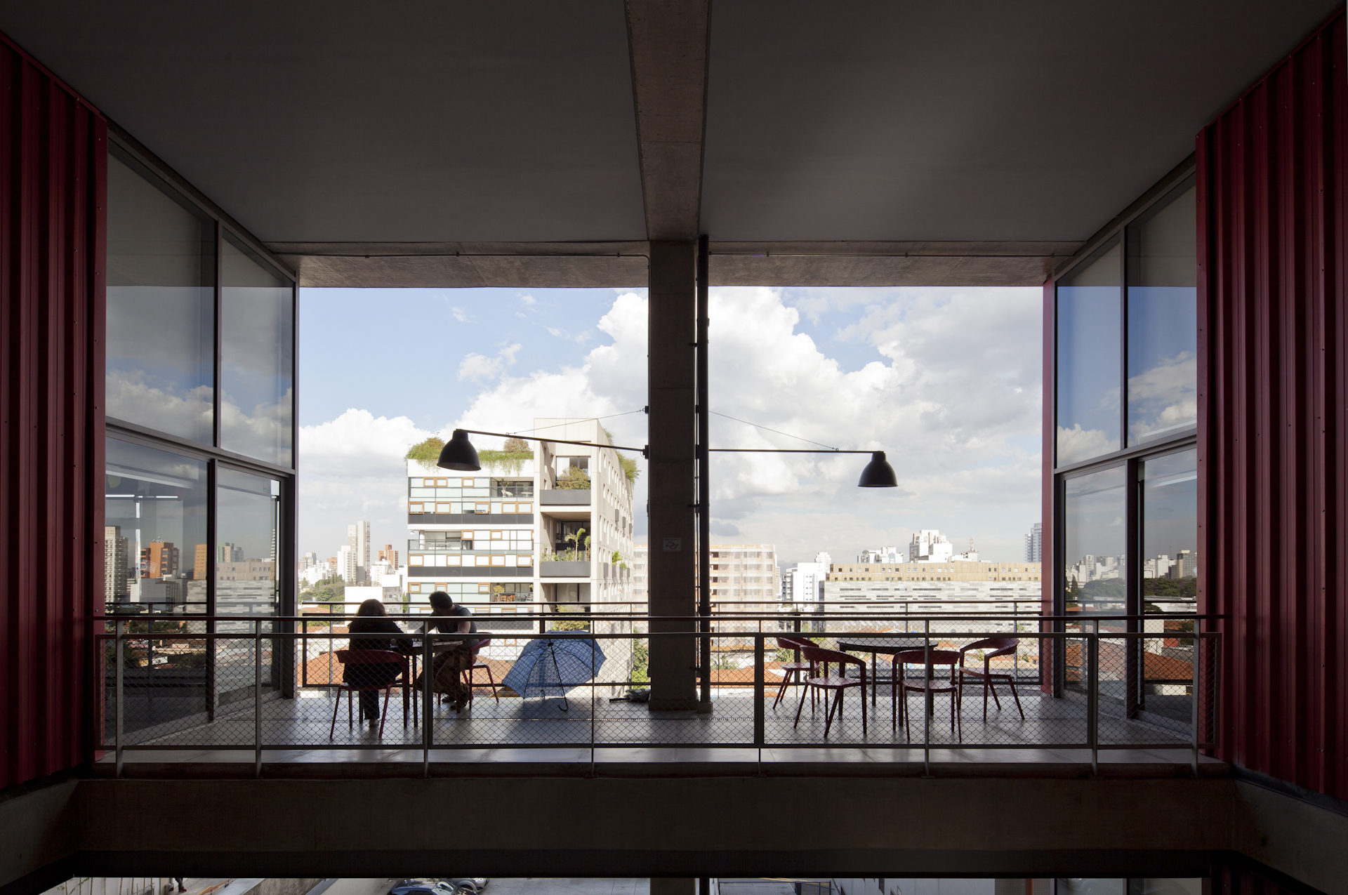 BOX 298 - AUM ARQUITETOS-15.jpg