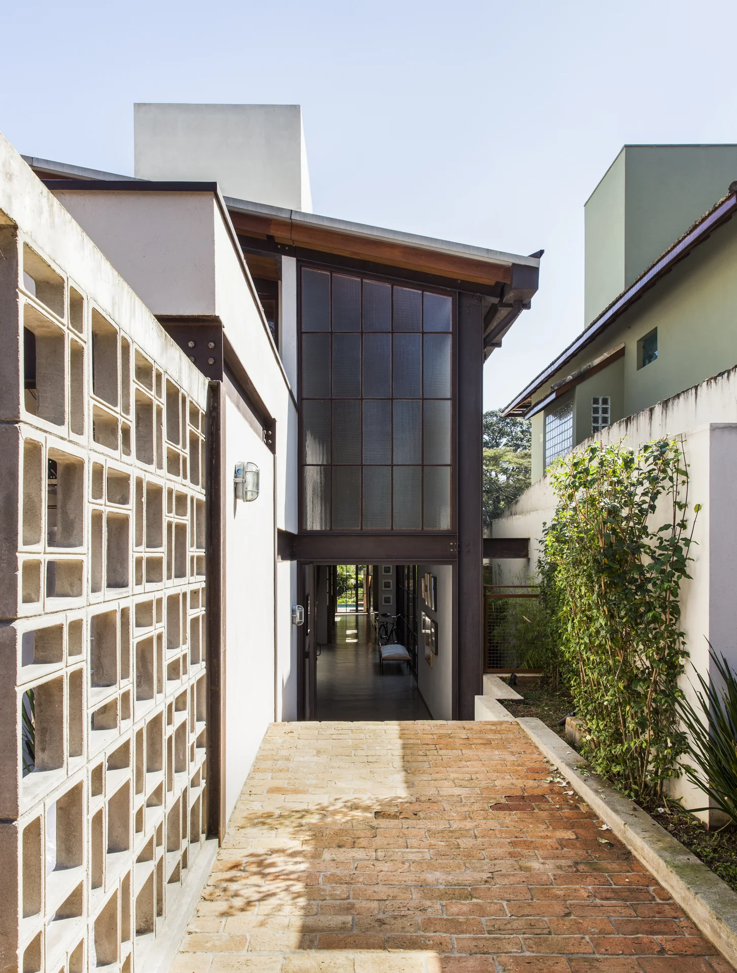 CASA CONDE D'EU - ESTUDIO PENHA-2.jpg