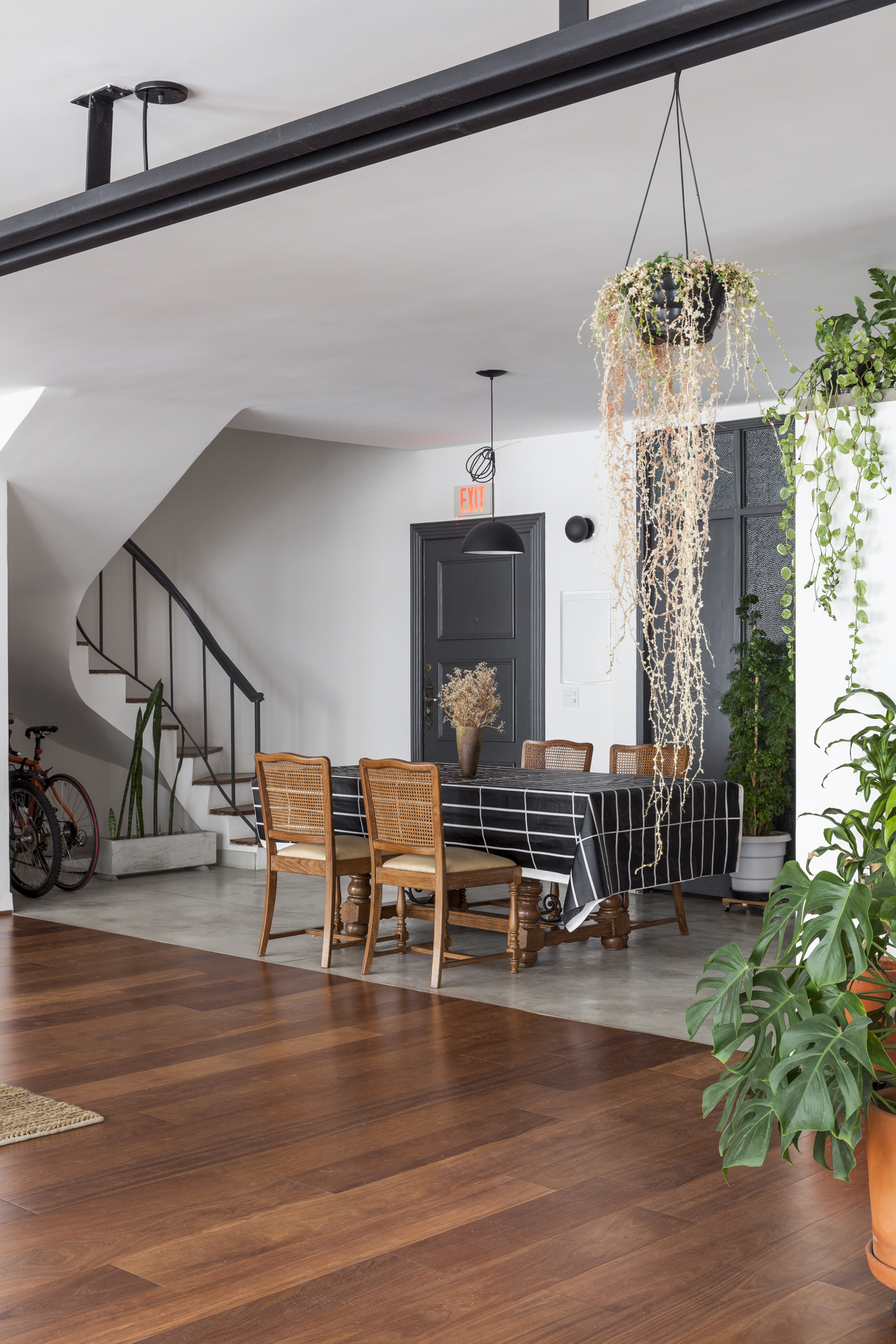 ap ATELIER REPUBLICA - STUCHI&LEITE-13.jpg