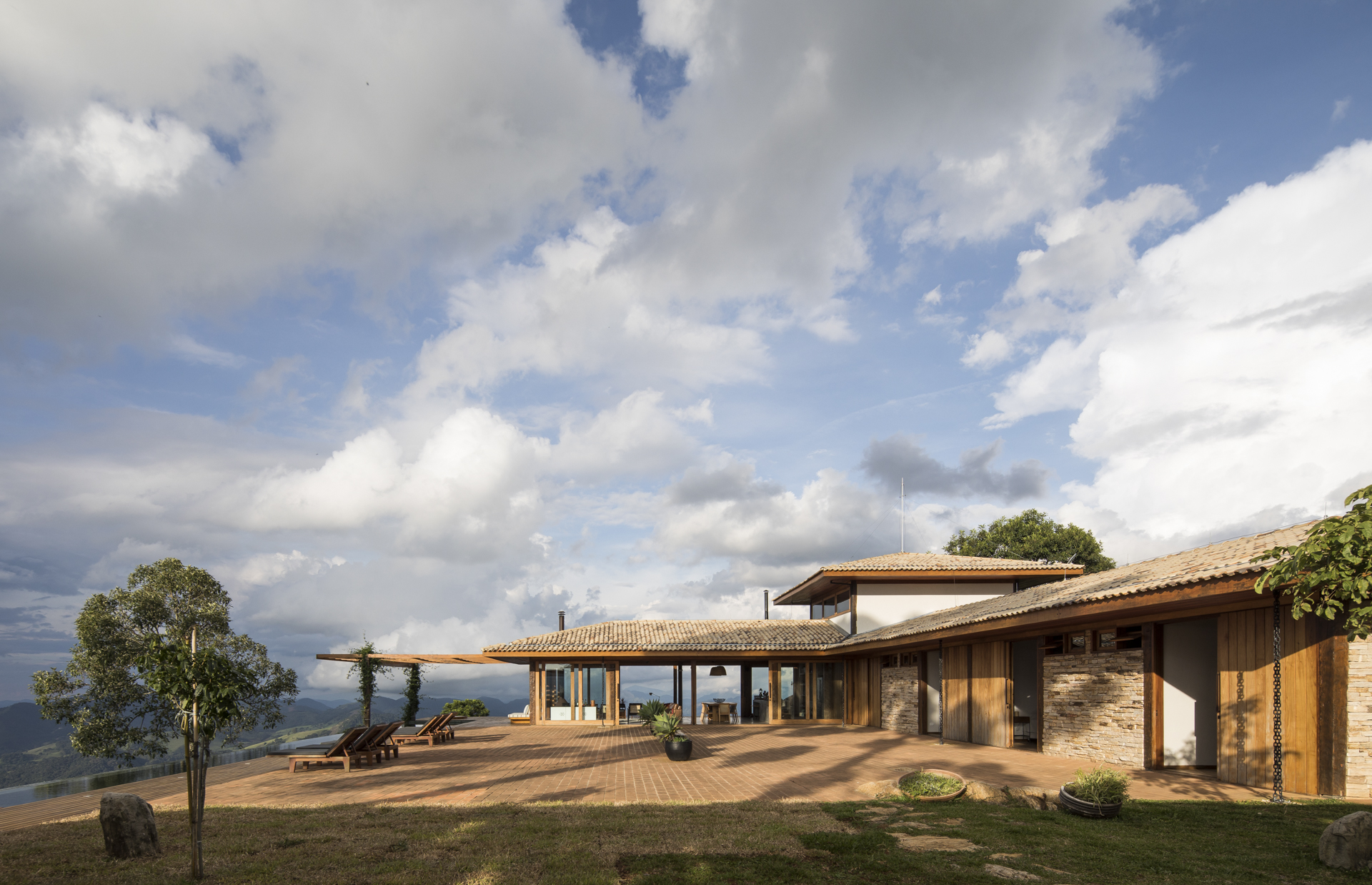 CASA GONCALVES - Frederico Sabella arq-14.jpg