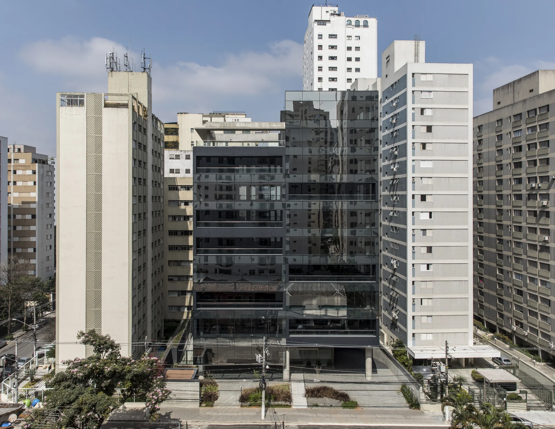 EDIFICIO LORENA - aflalo-gasperini arquitetos-1.jpg
