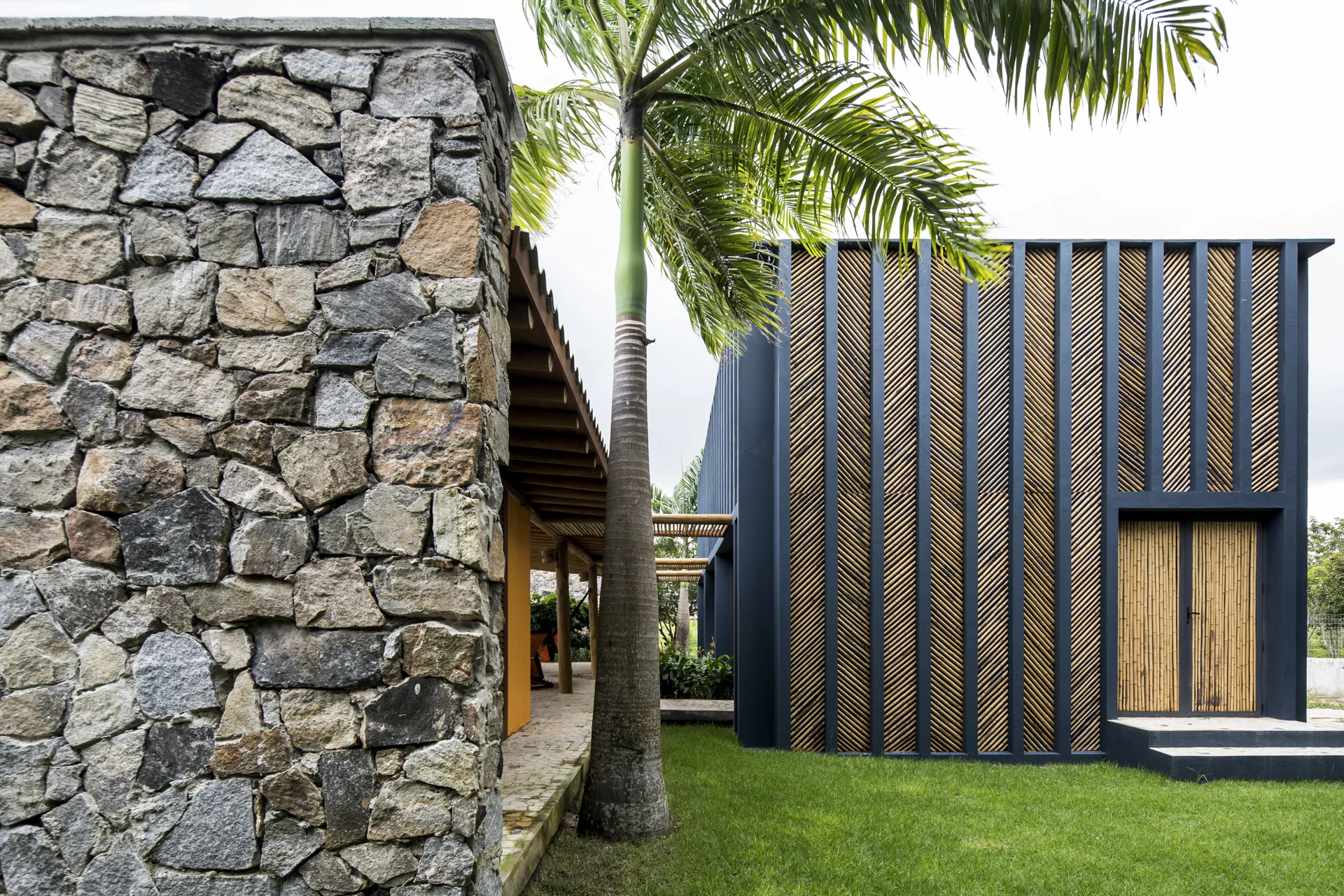 CASA BAMBU - VILELA FLOREZ-6.jpg