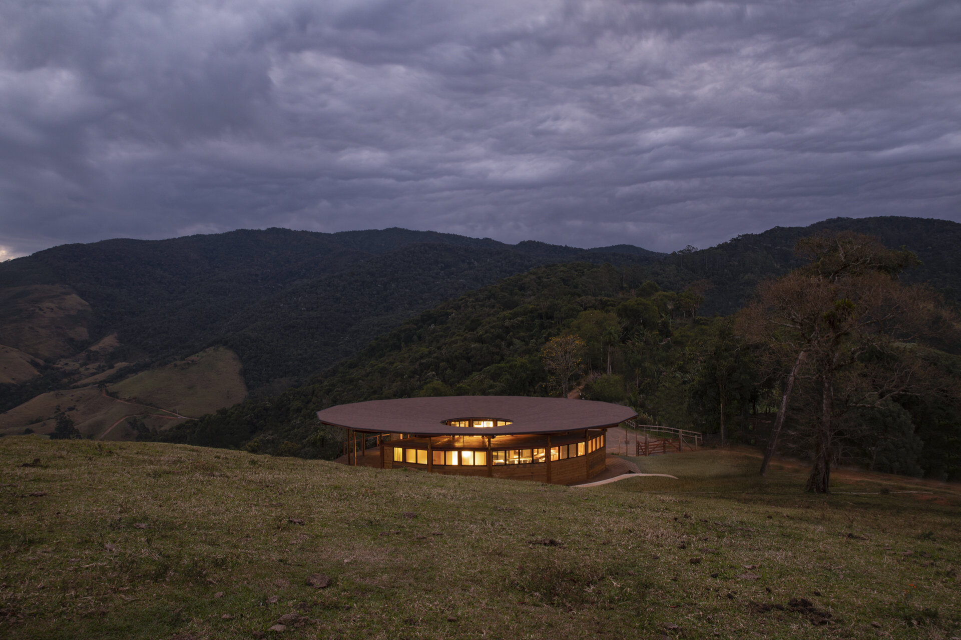 RESTAURANTE MIRANTE MLB - METAMOORFOSE STUDIO-5.jpg