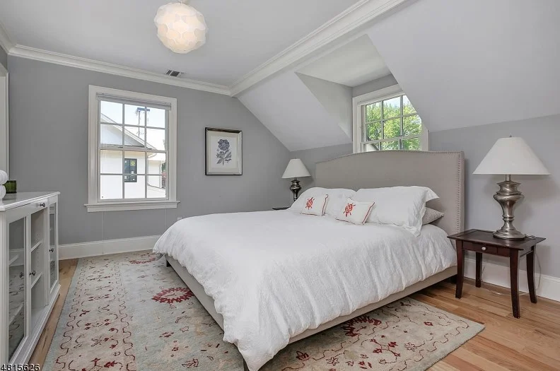 guest room 2.jpg