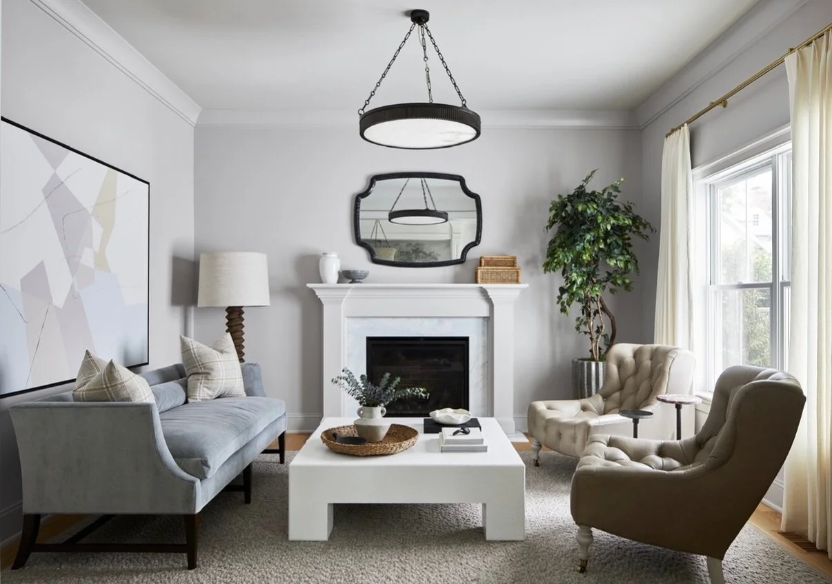 Monday mood - soft neutrals + natural light. Let&rsquo;s conquer the week, friends! ✨ 

#chathamcharm #chathamnj #neutralinteriors #mondaymood #livingroomdesign 

Design: @elliemrozdesign 
📷: @lauramossphotography