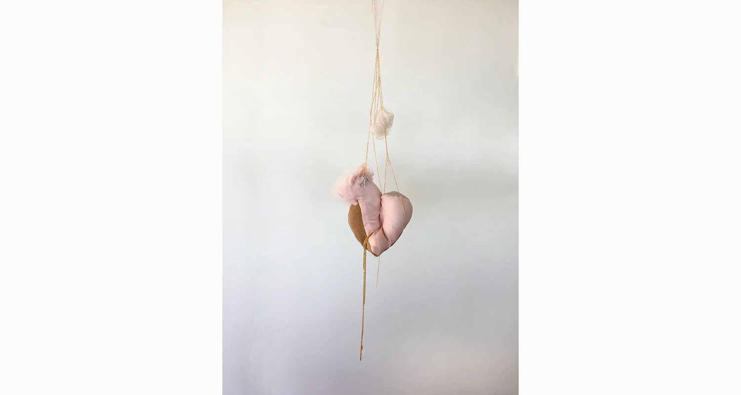 Hanging Heart (2016)