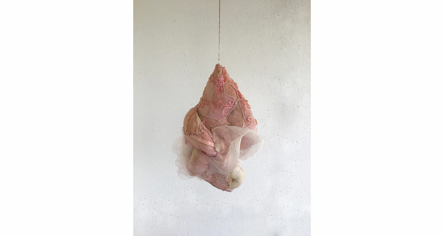 Hanging Body Pink