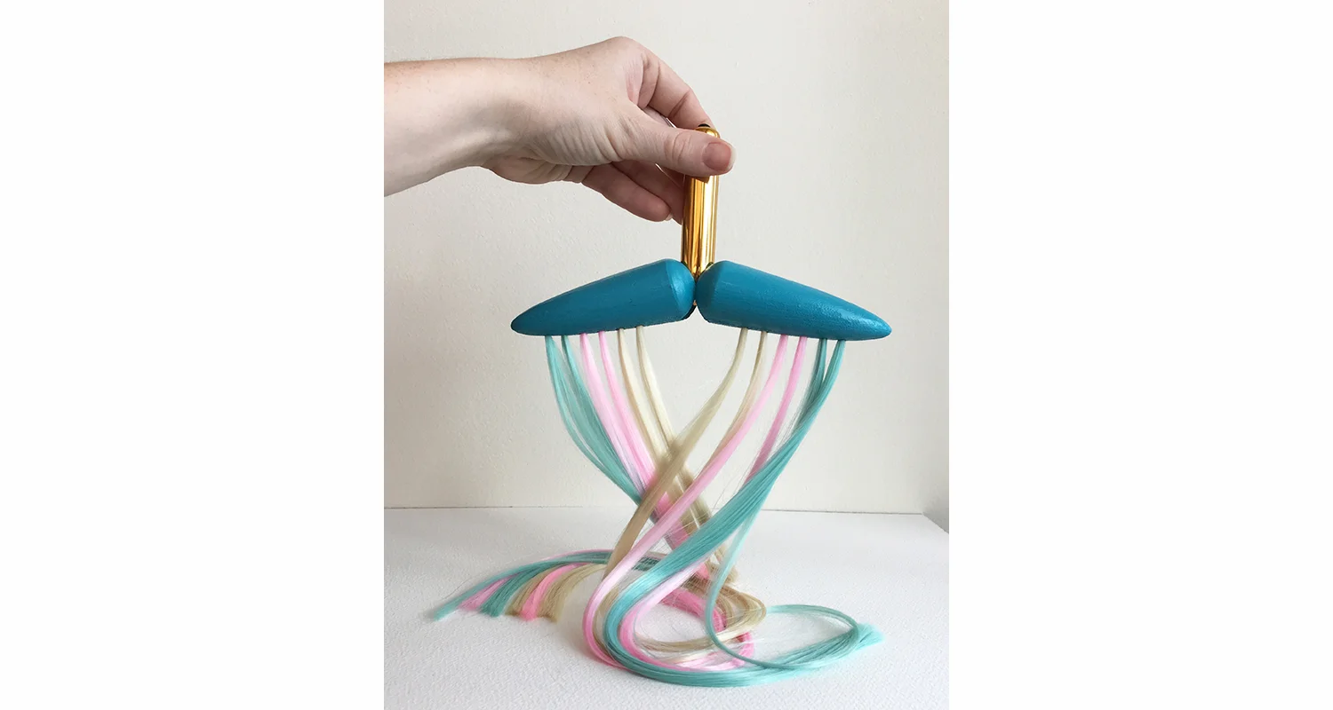 Hair Handle with Vibrator insert