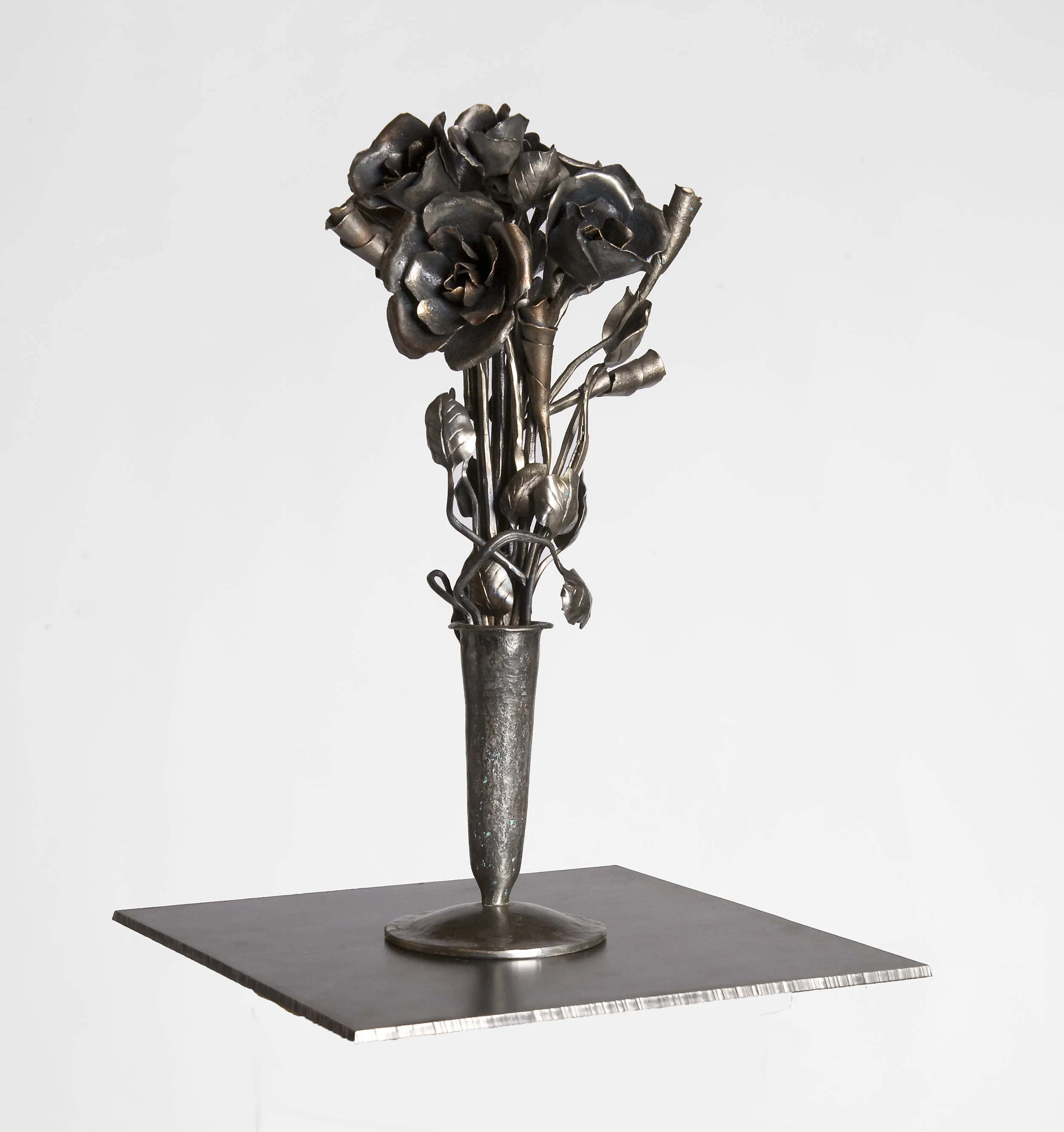 rosevase.jpg