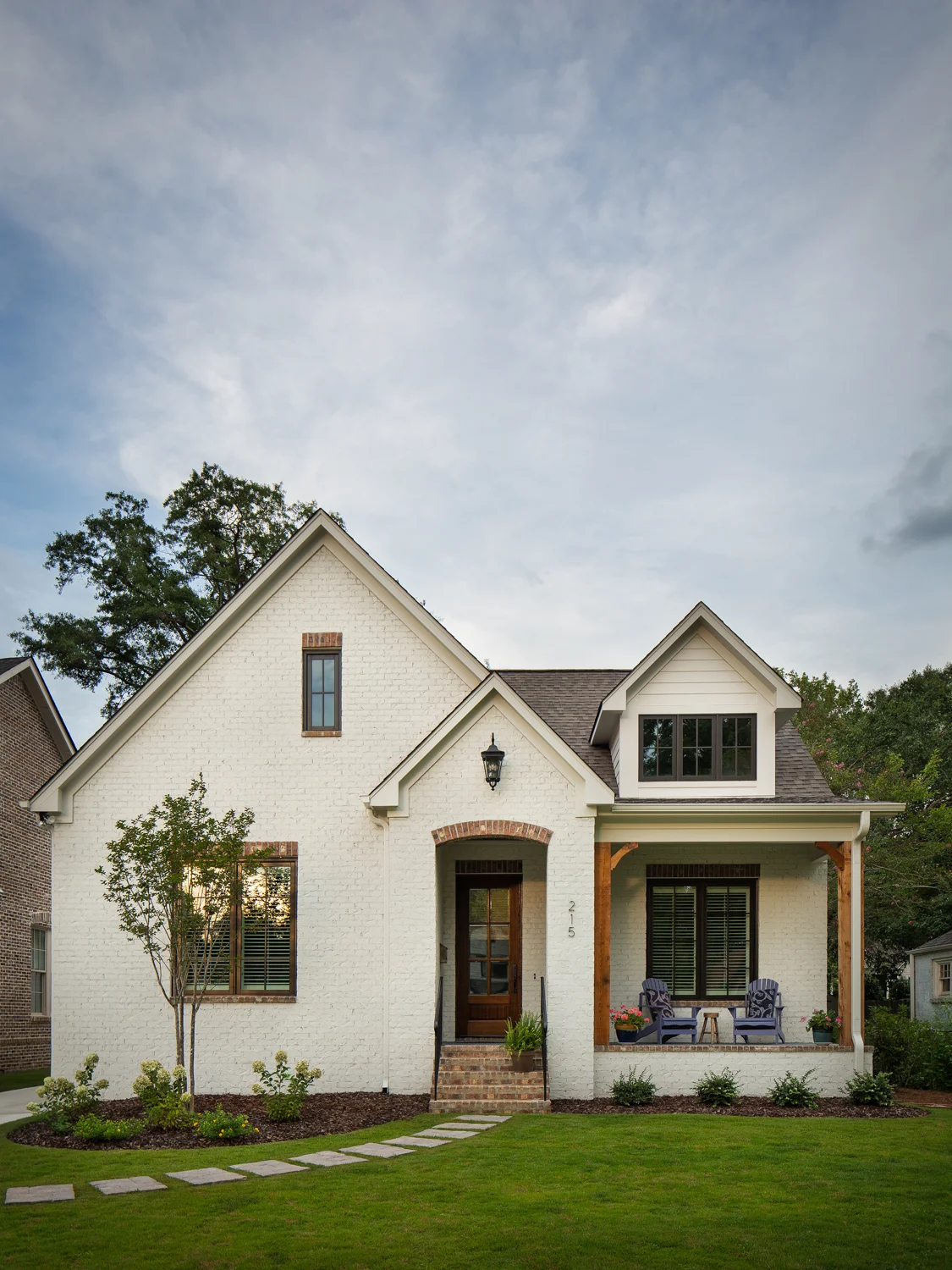 215 Edgewood Dr-2-Edit.jpg